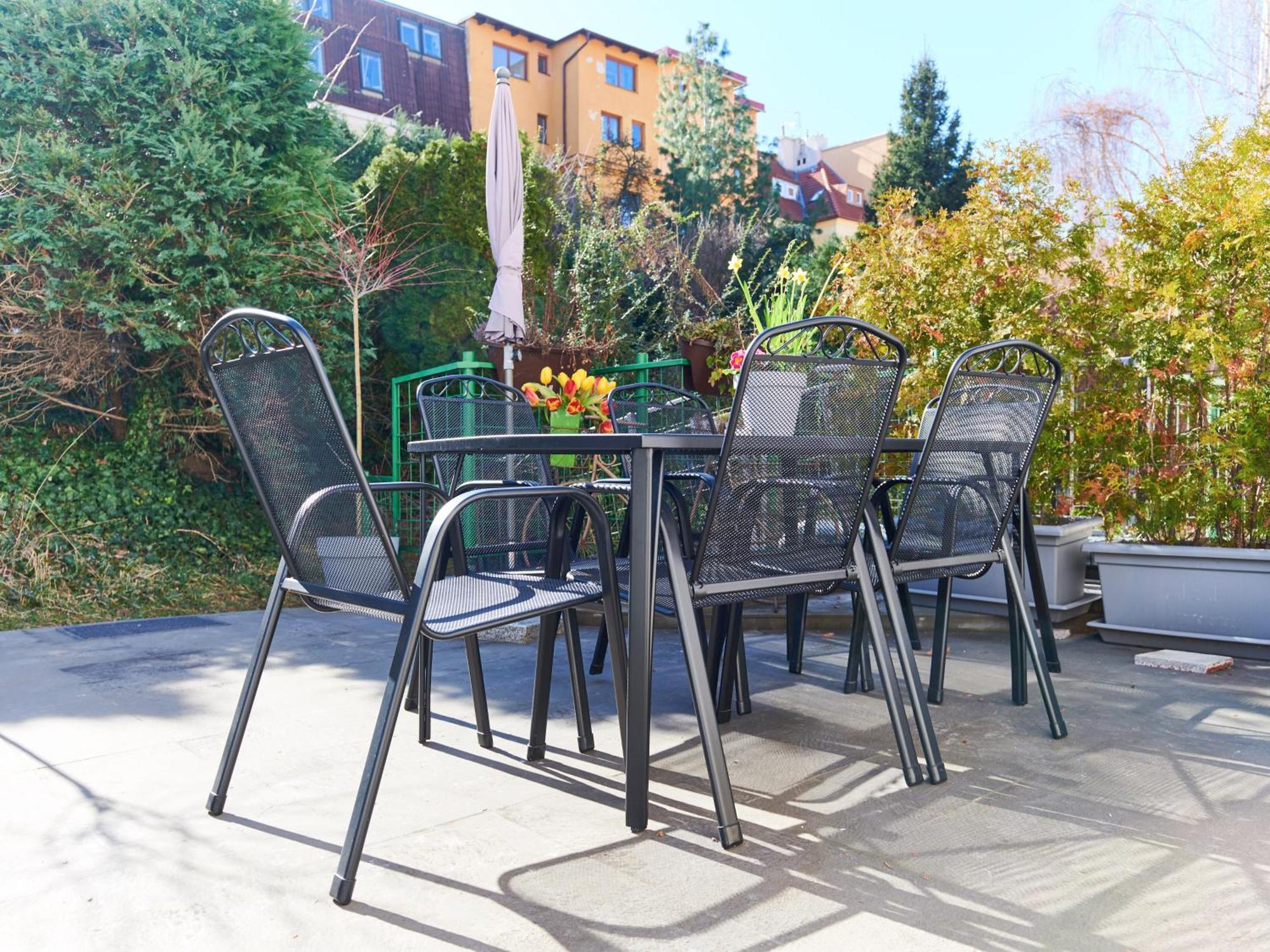 Cozy With Terrace Near Castle Apartment *