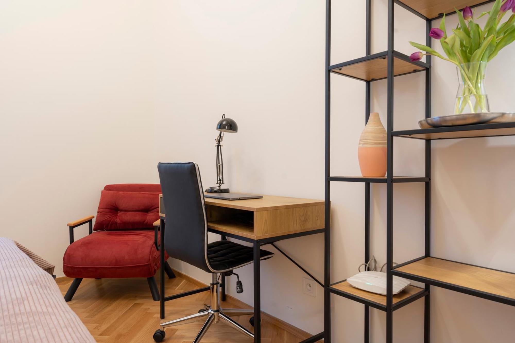 Visit Oomph Apartamento *