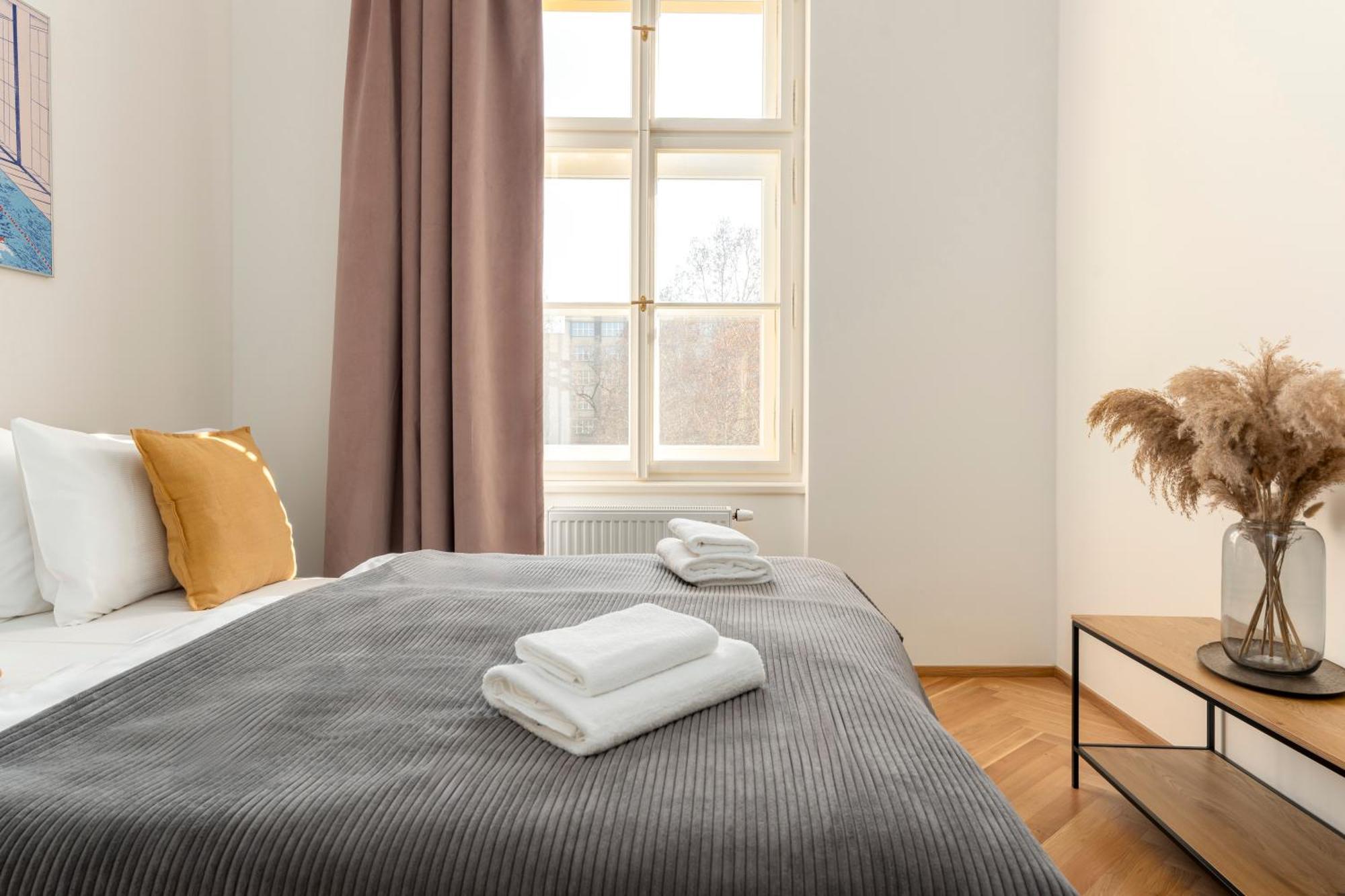 Visit Oomph Apartamento *