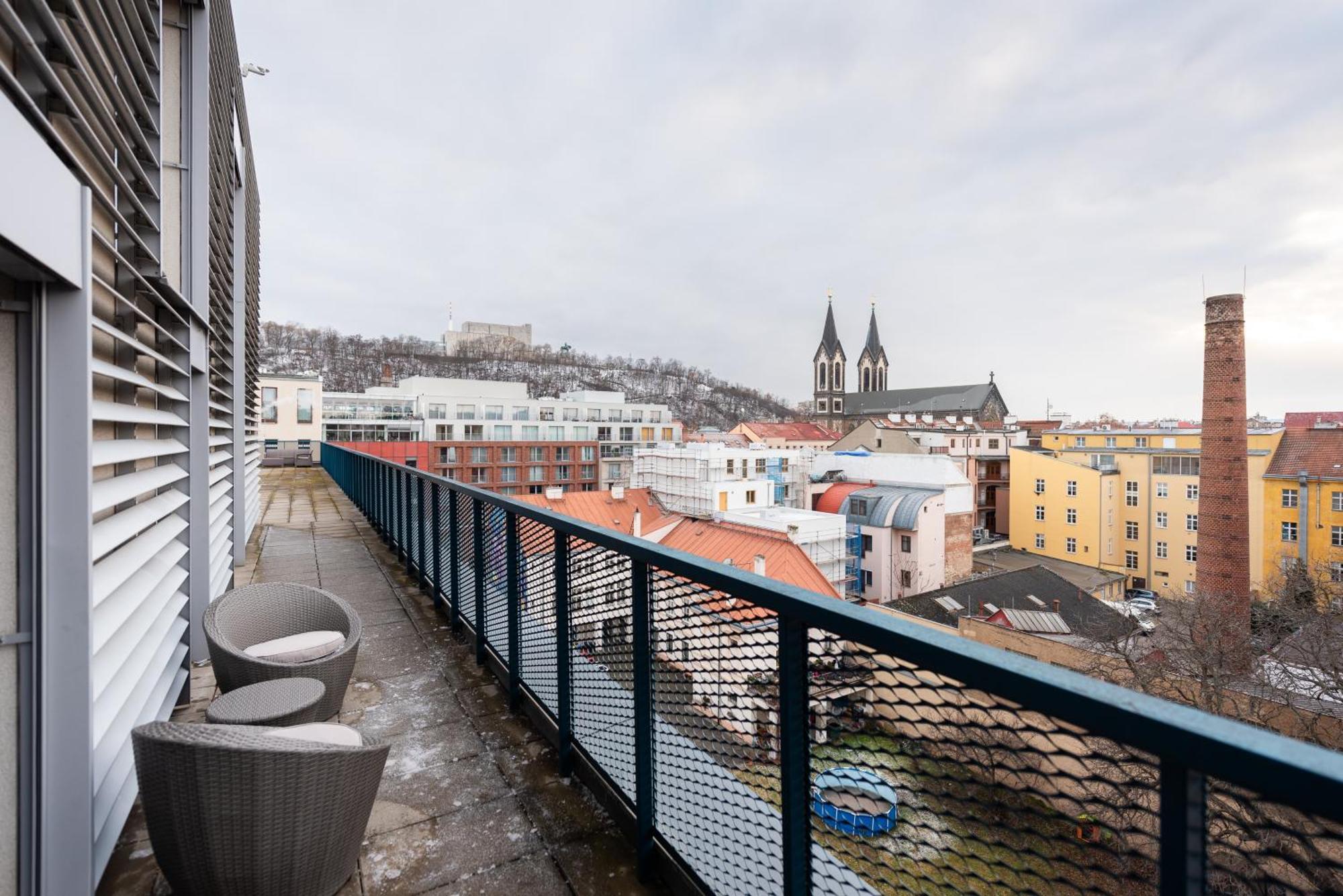 2-level On Krizikova Near The Metro Prague