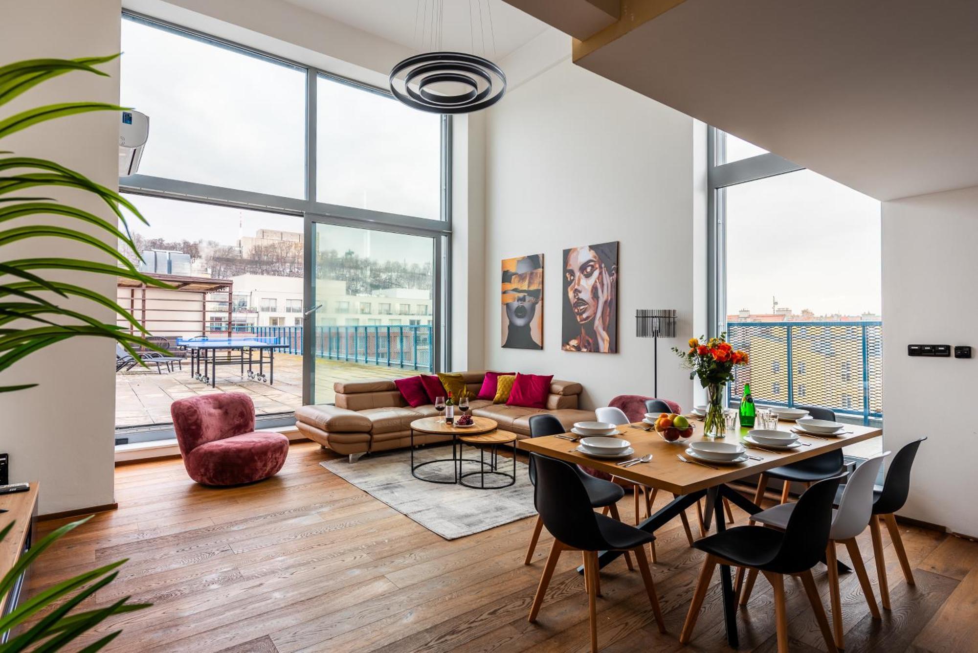 Apartment 2-level On Krizikova Near The Metro *