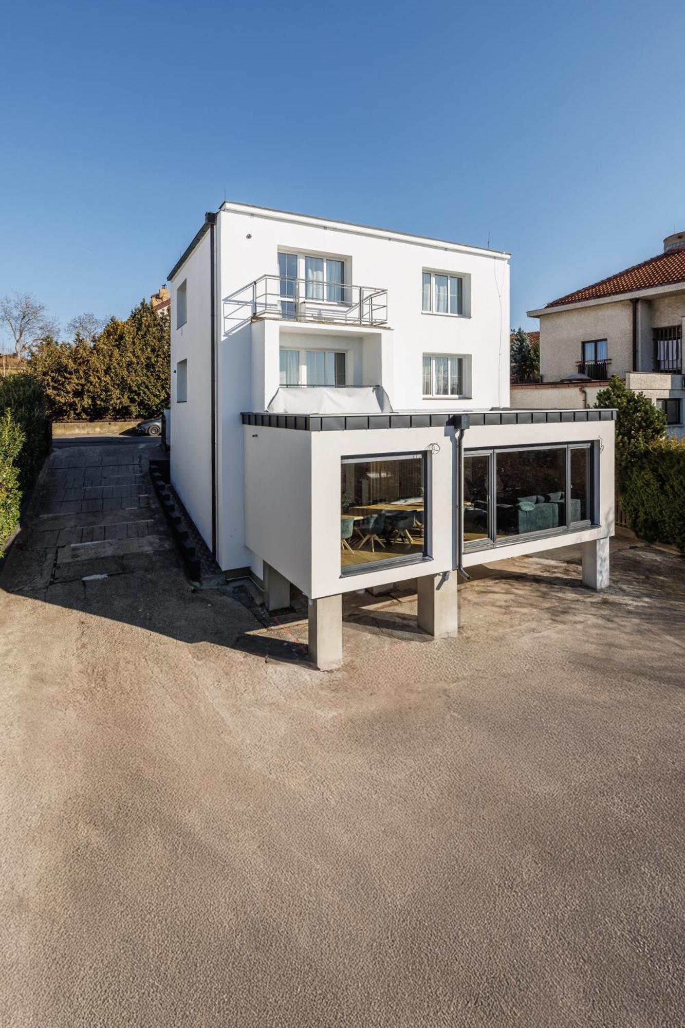 Airport Luxury & Appartement *