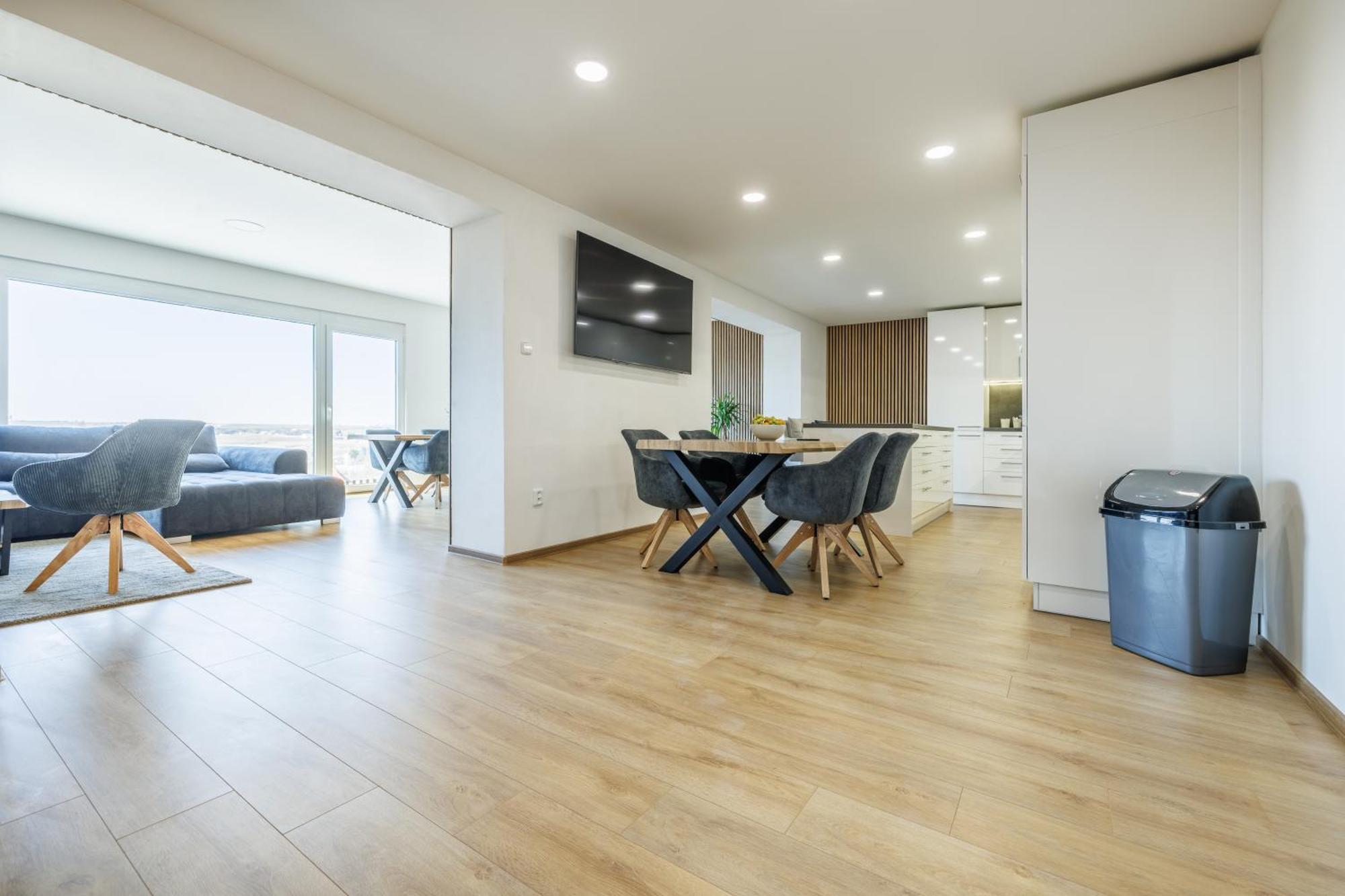 Appartement Airport Luxury & *