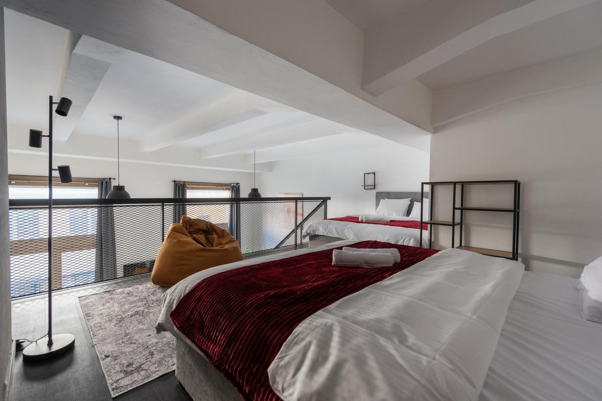 Modern Loft-apartments In Apartment *