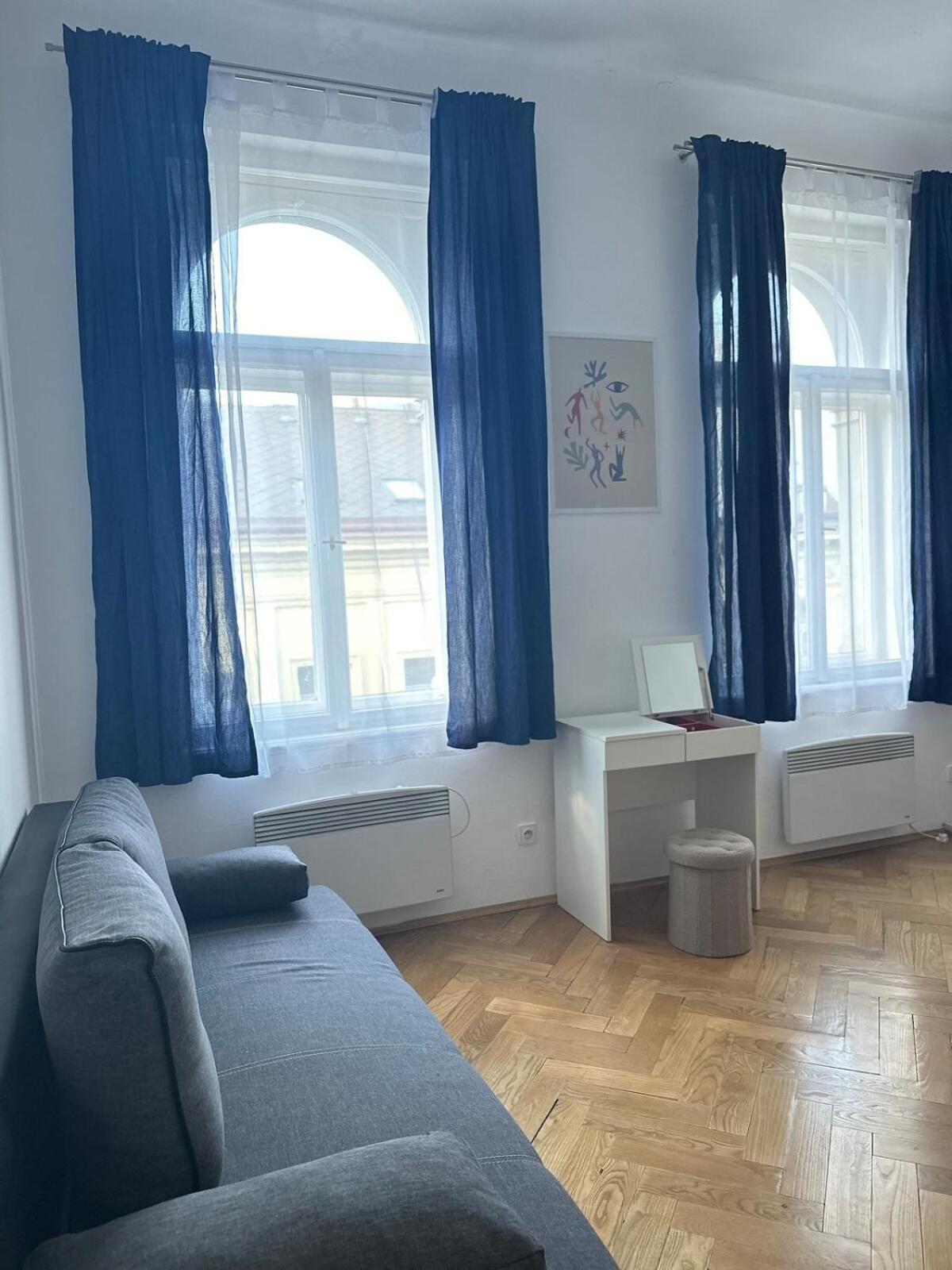 Chic Retreat On Skorepka Street * Prague