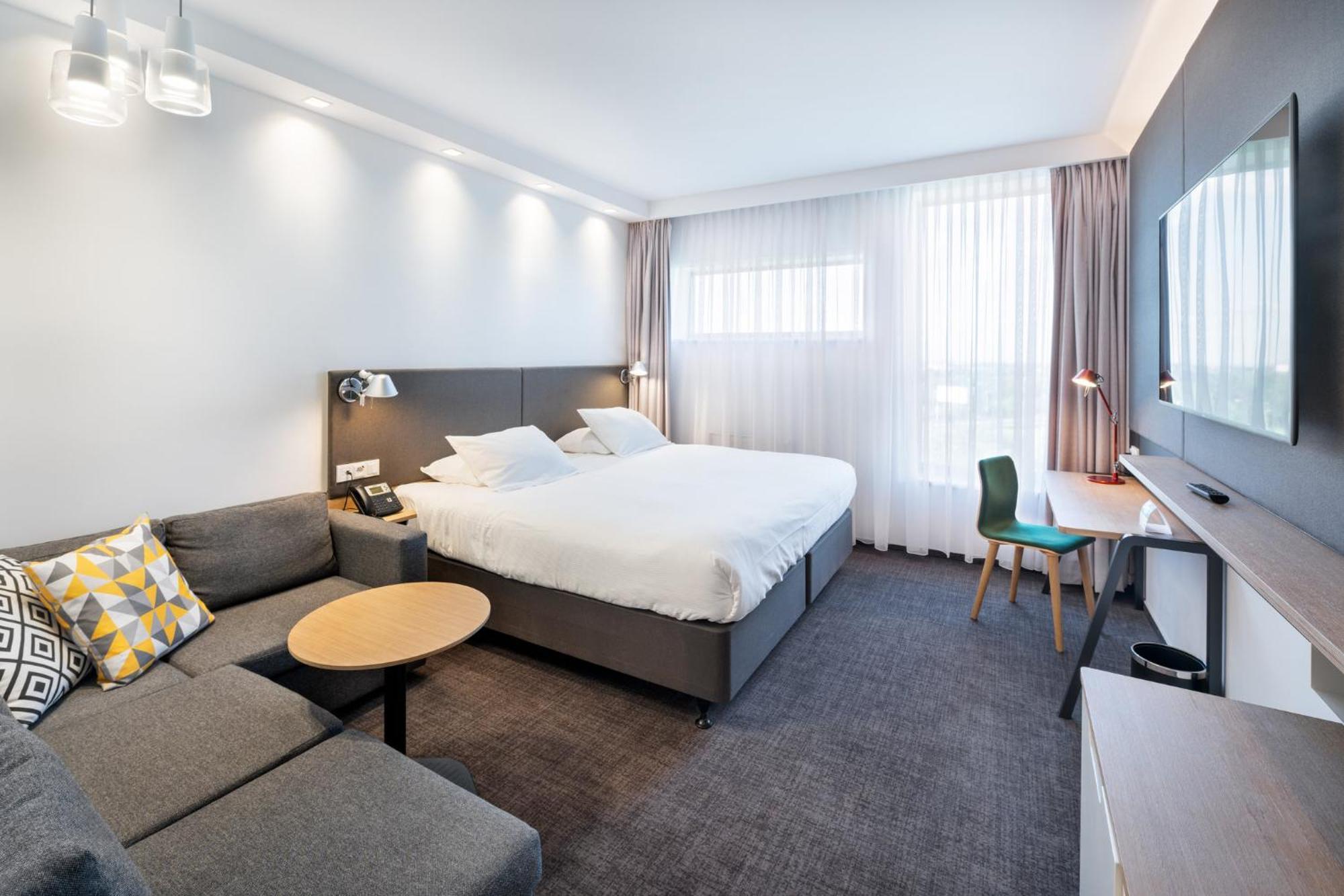 Otel Airport By Ihg Prag