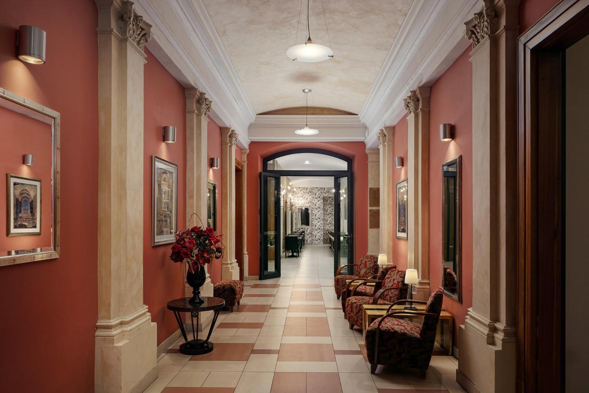 Ea Embassy 4* Prague