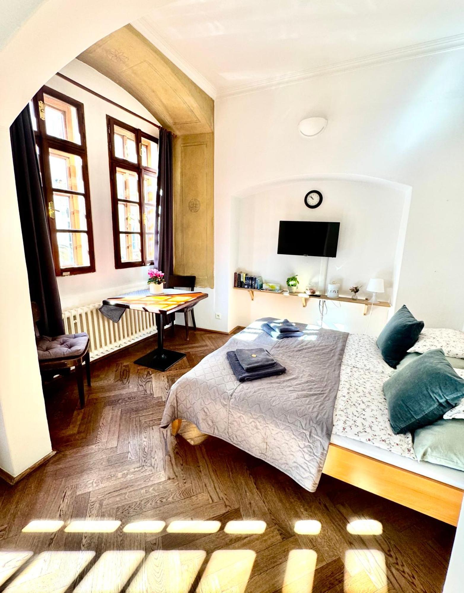 Apartment Nerudova 36 Prague