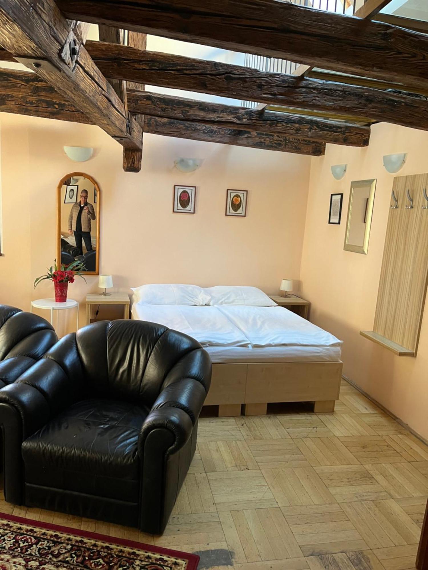 Apartment U Vejvodu Prag