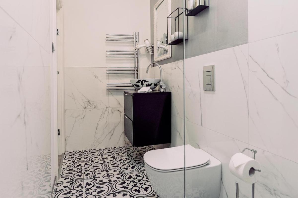 Apartamento Wenceslas Square / Main Station - New Studio***** *