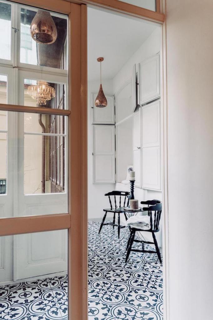 Wenceslas Square / Main Station - New Studio***** * Praga