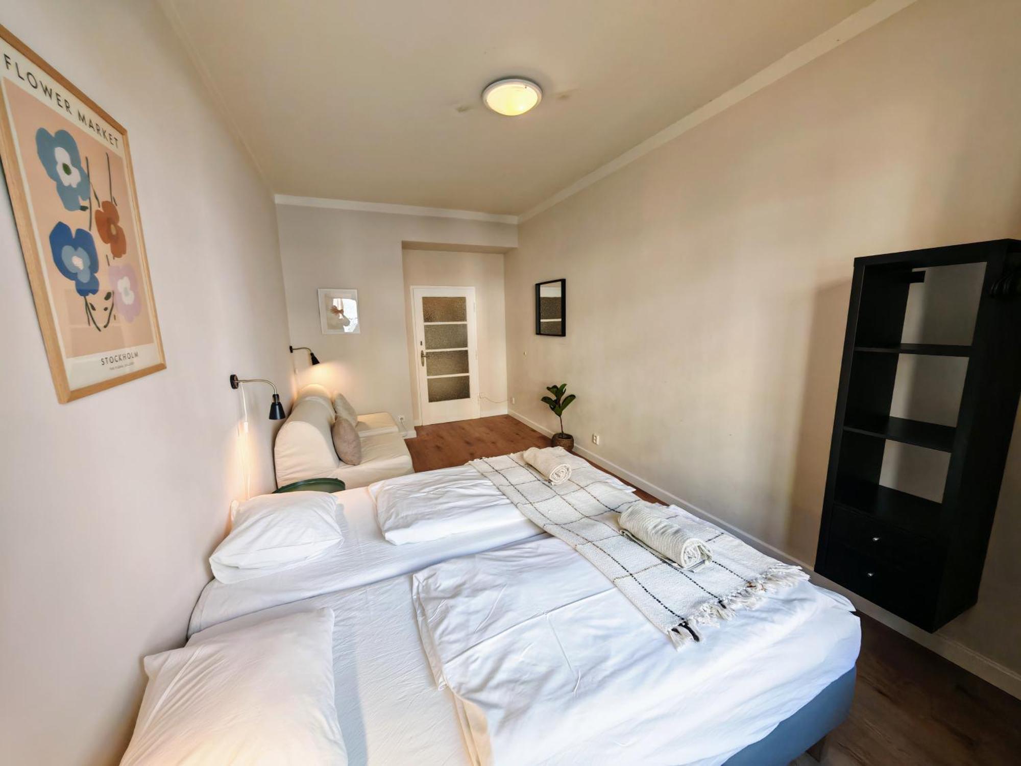 Flat In Zizkov -102- *