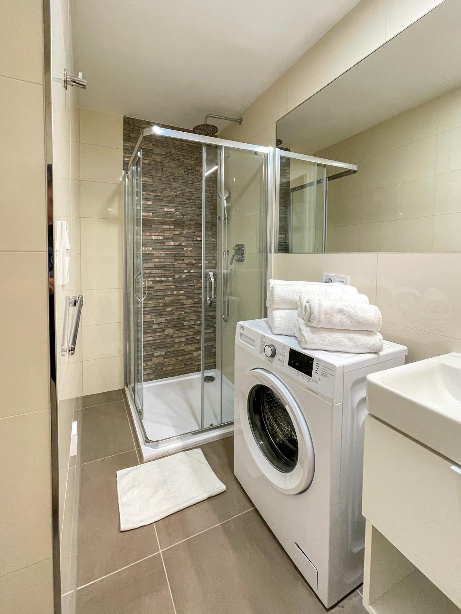 Rasinovo Nabrezi - Riverside Appart hôtel 4*