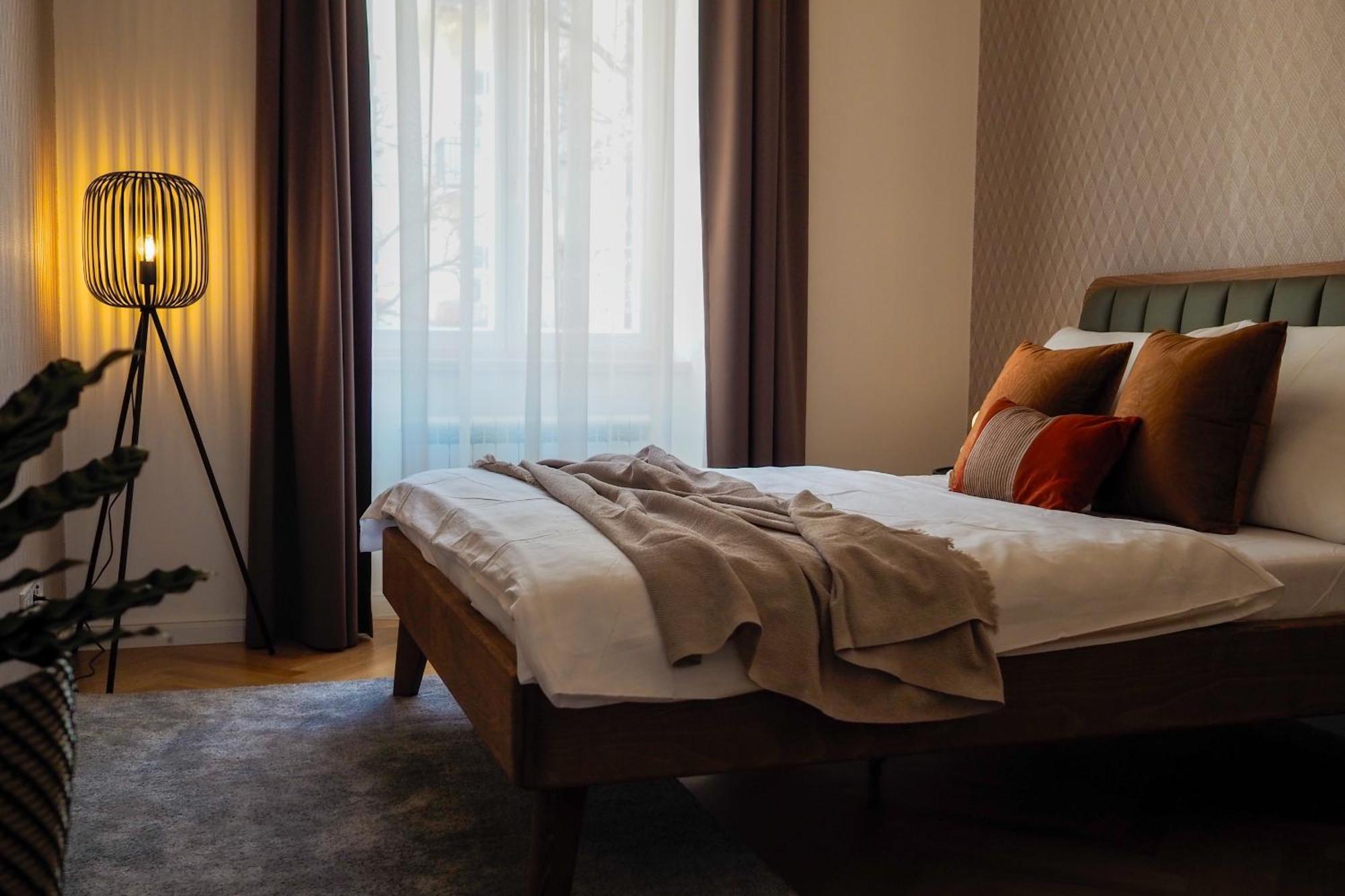 Rasinovo Nabrezi - Riverside Appart hôtel Prague