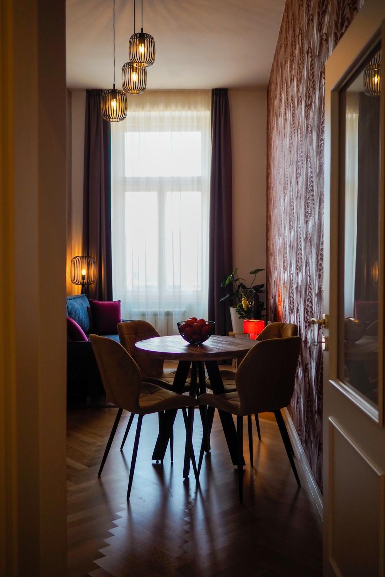Appart hôtel Rasinovo Nabrezi - Riverside 4*