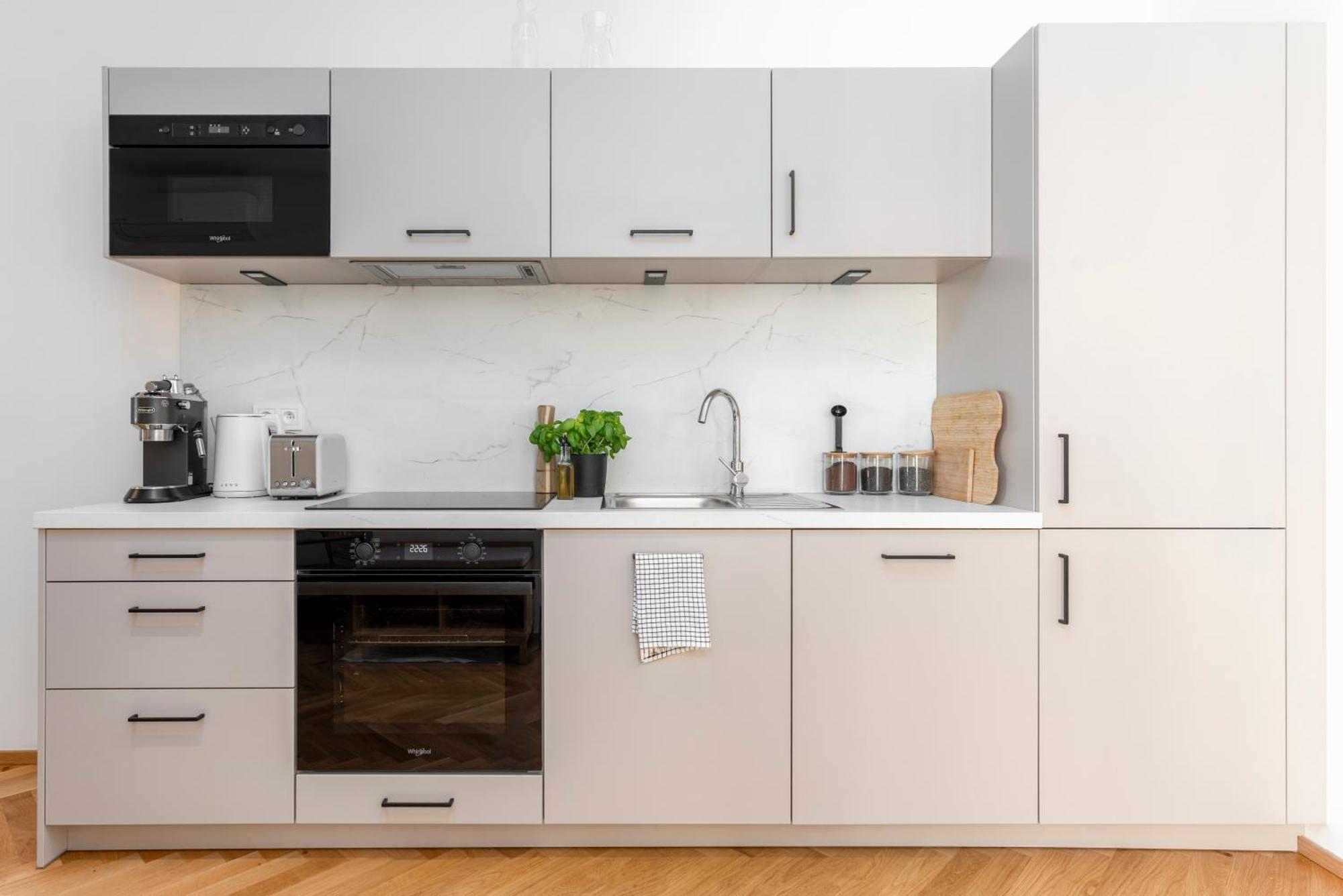 Visit Oomph Apartamento Praga