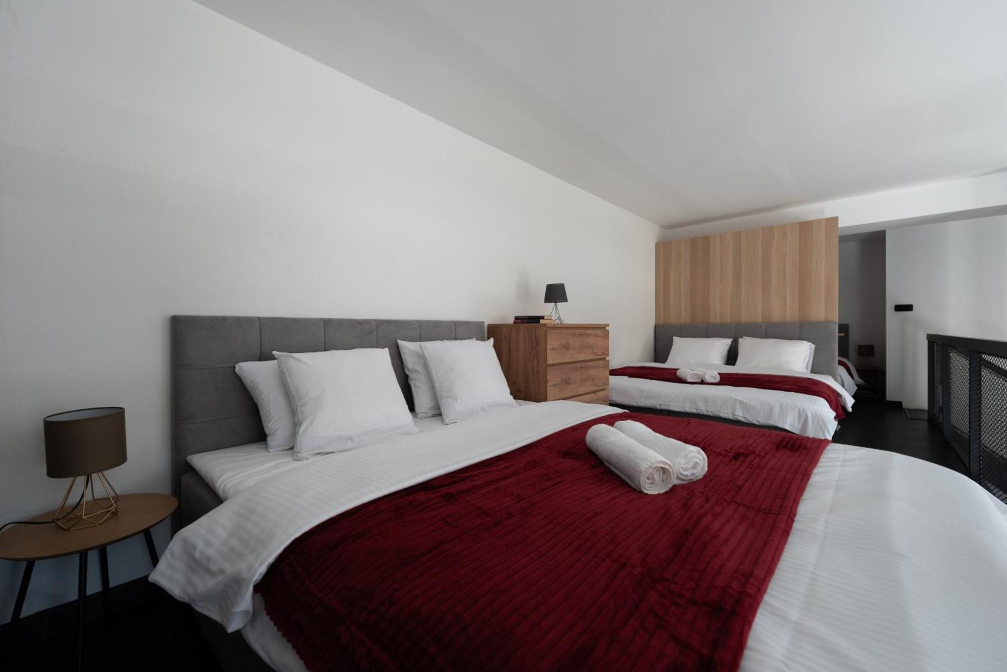 Modern Loft-apartments In Apartment Prague
