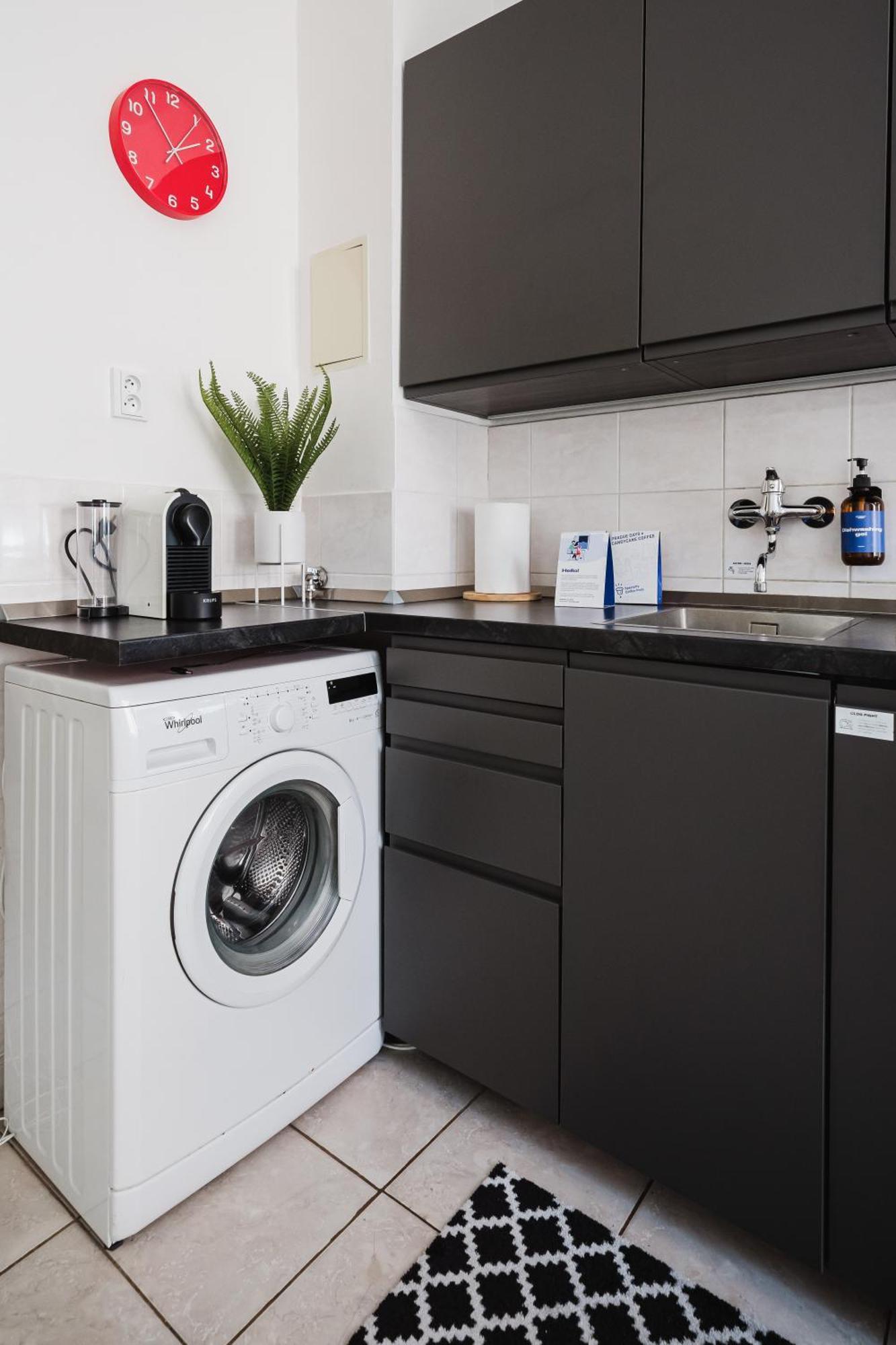 Days - 1bdr - Workspace - Netflix - New Town * Prague