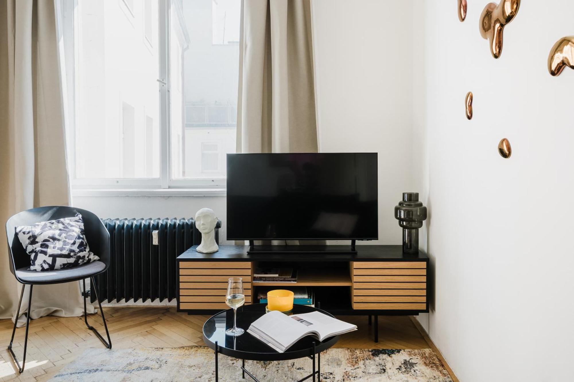 Apartment Days - 1bdr - Workspace - Netflix - New Town *