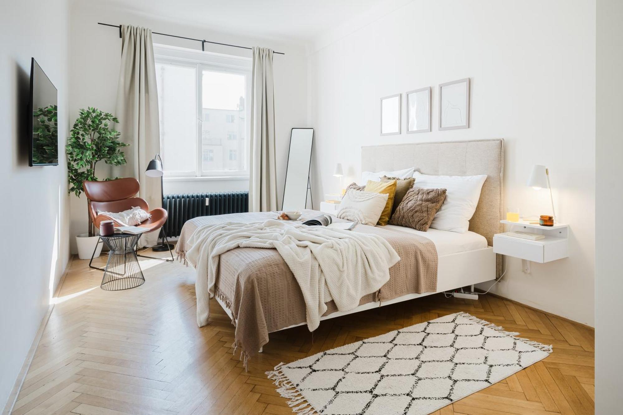Apartment Days - 1bdr - Workspace - Netflix - New Town