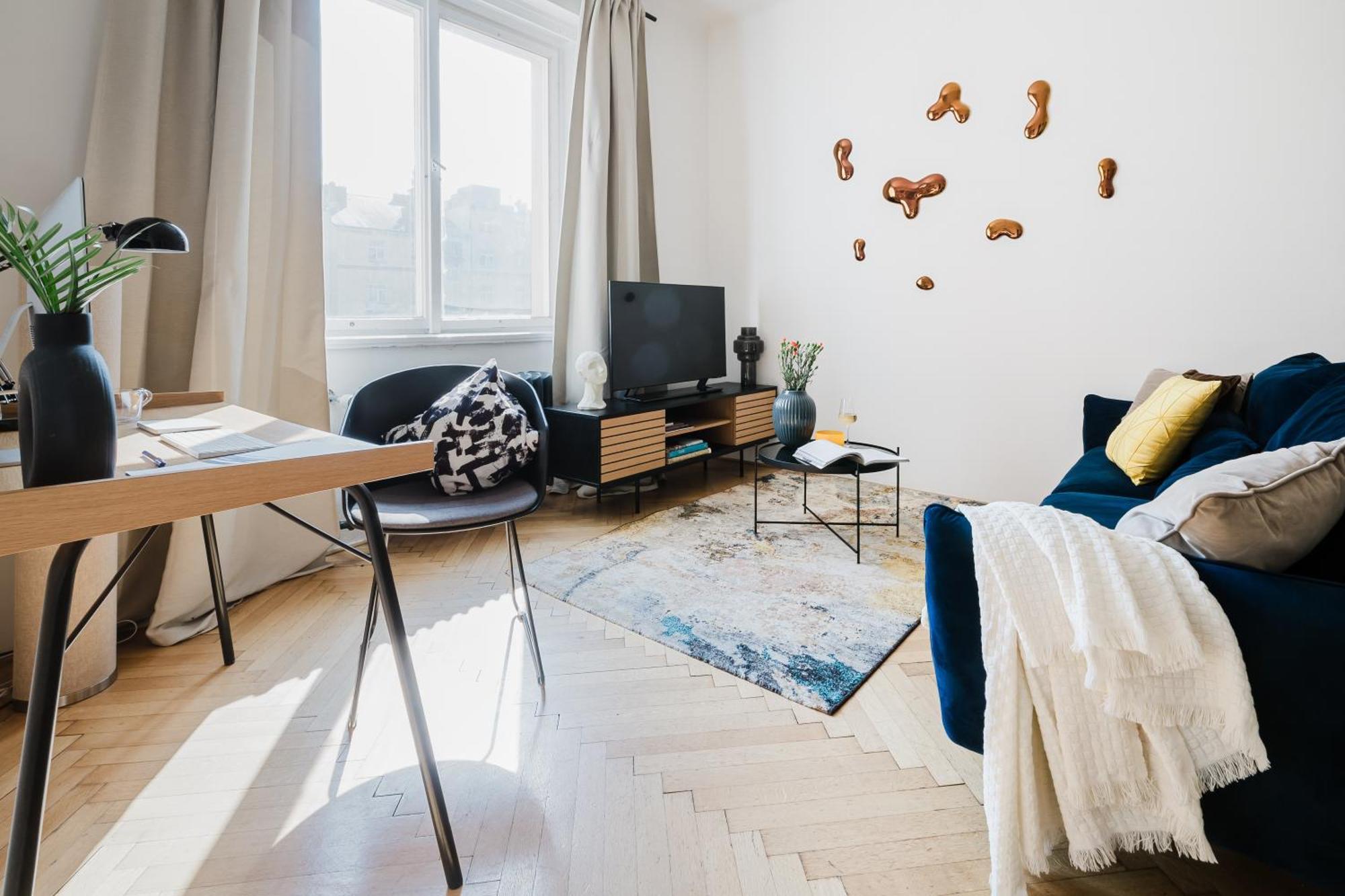 Days - 1bdr - Workspace - Netflix - New Town Apartment Prague