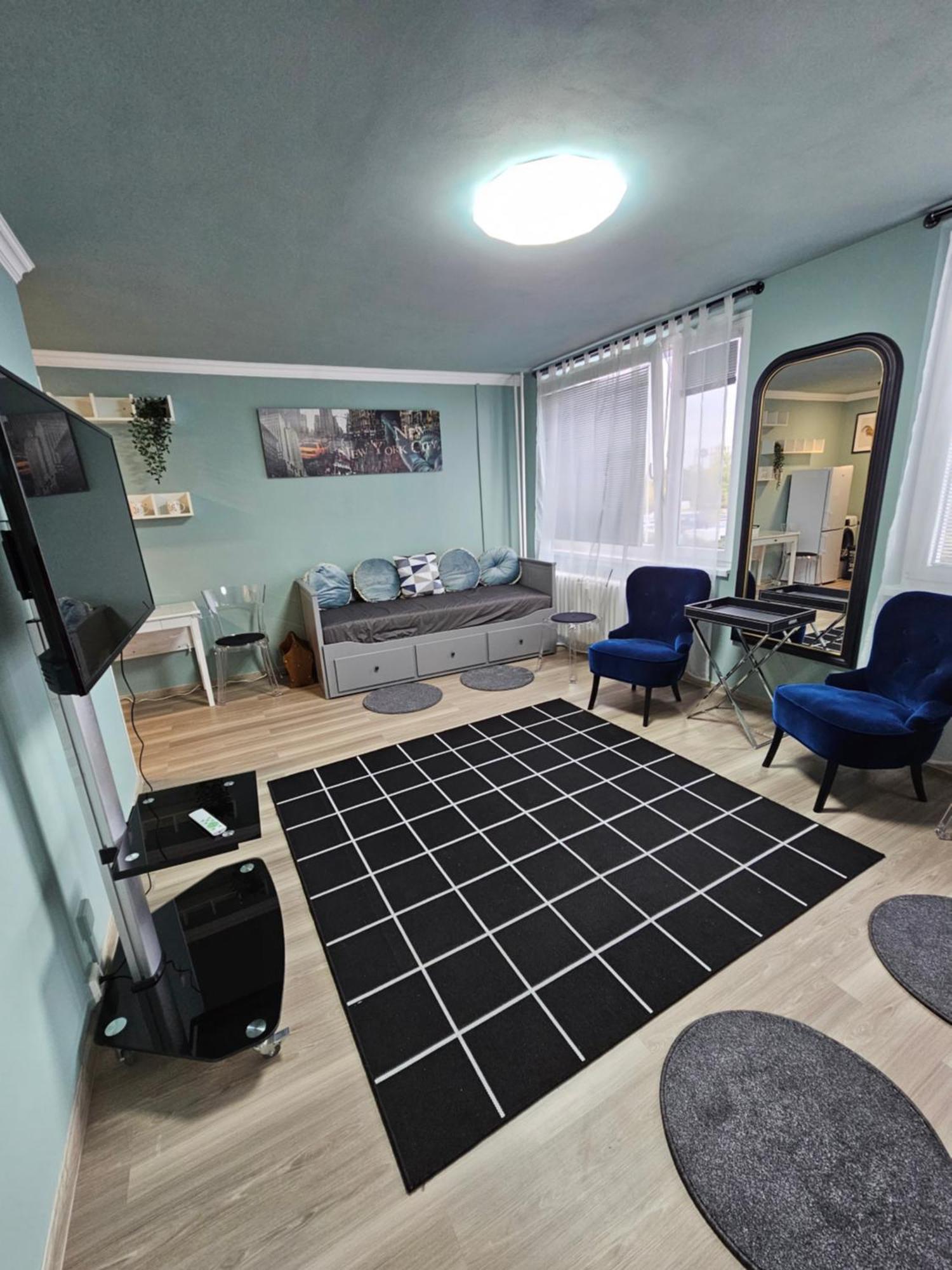 Apartment Westfield Prague