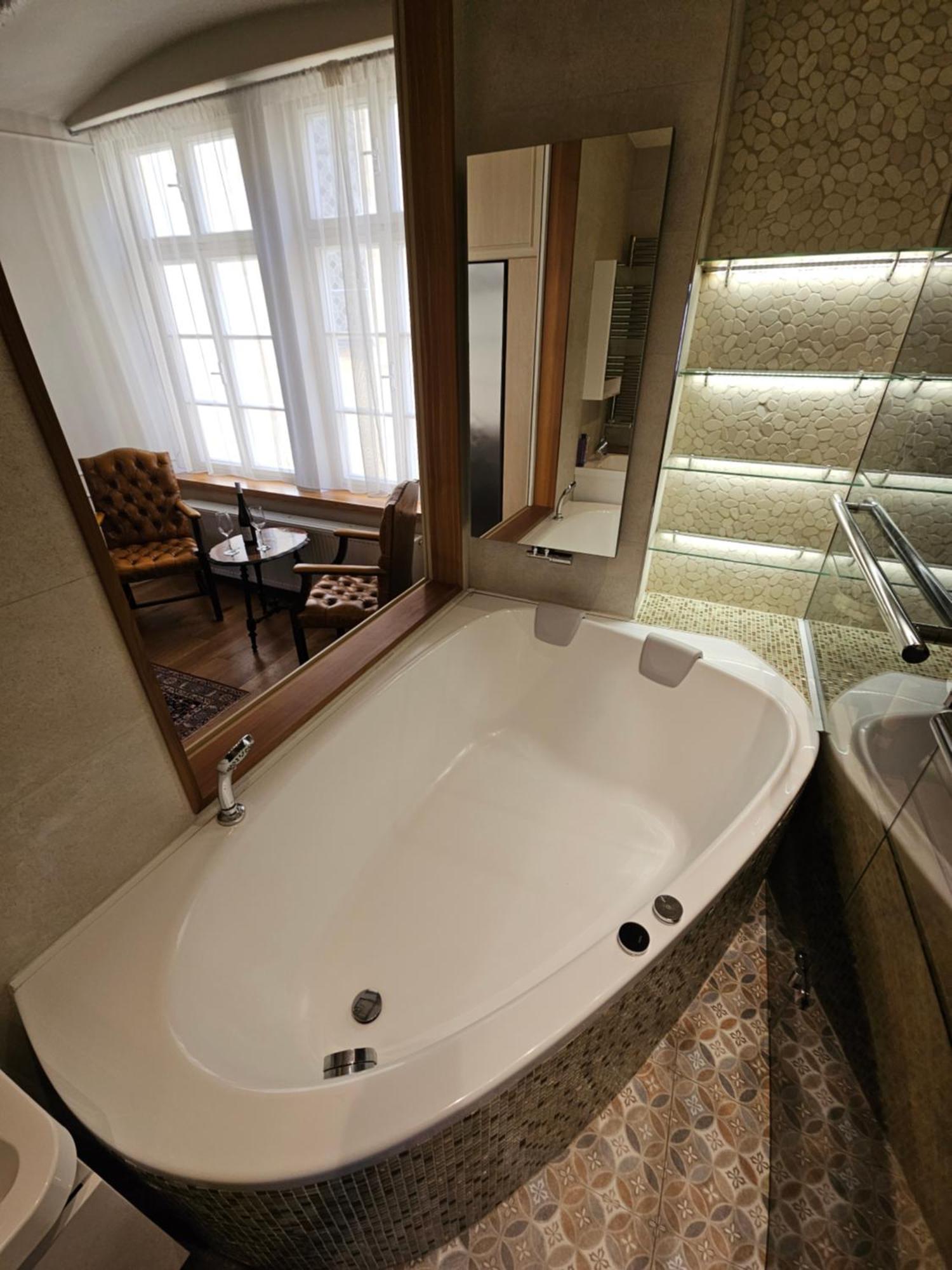 Exclusive Royal Apartment *