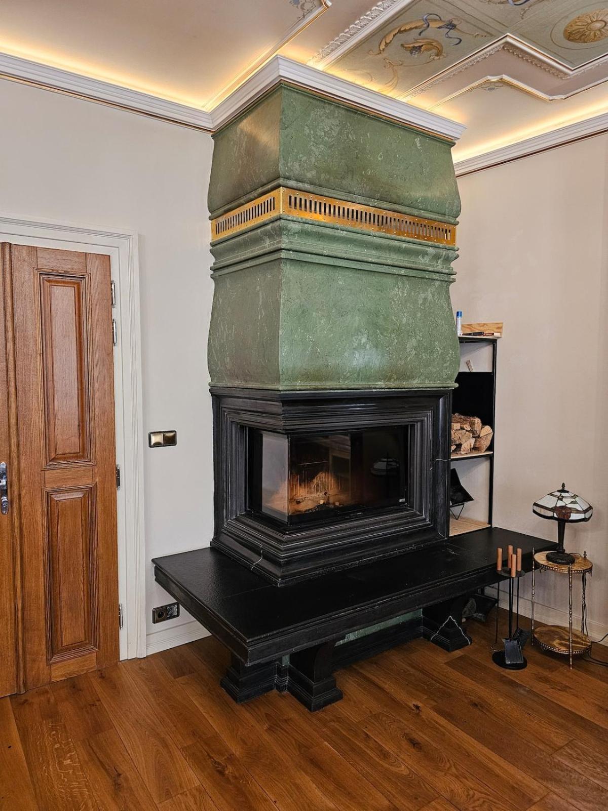 Exclusive Royal Apartment