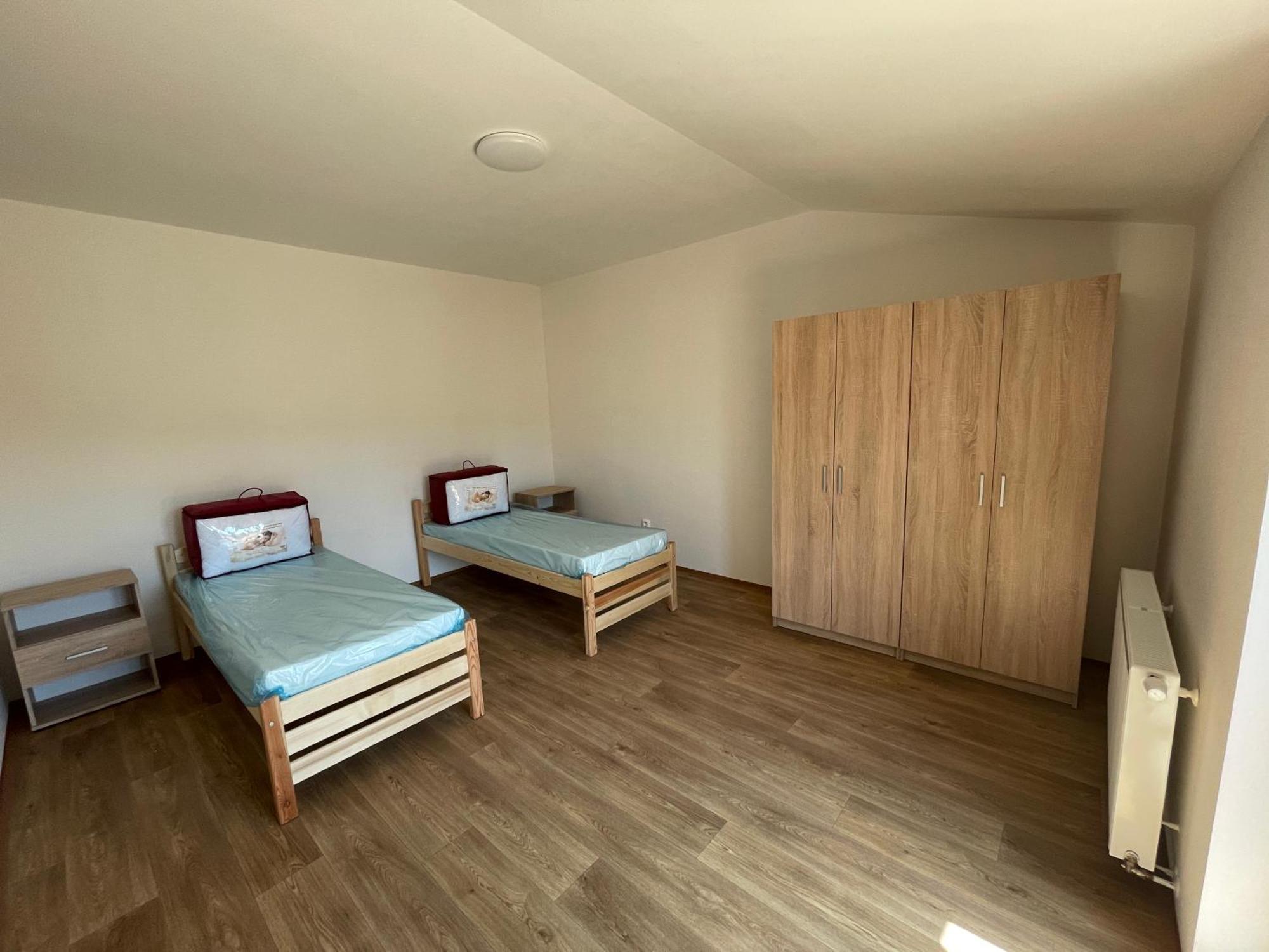 Sleep & Go 5 Hostel