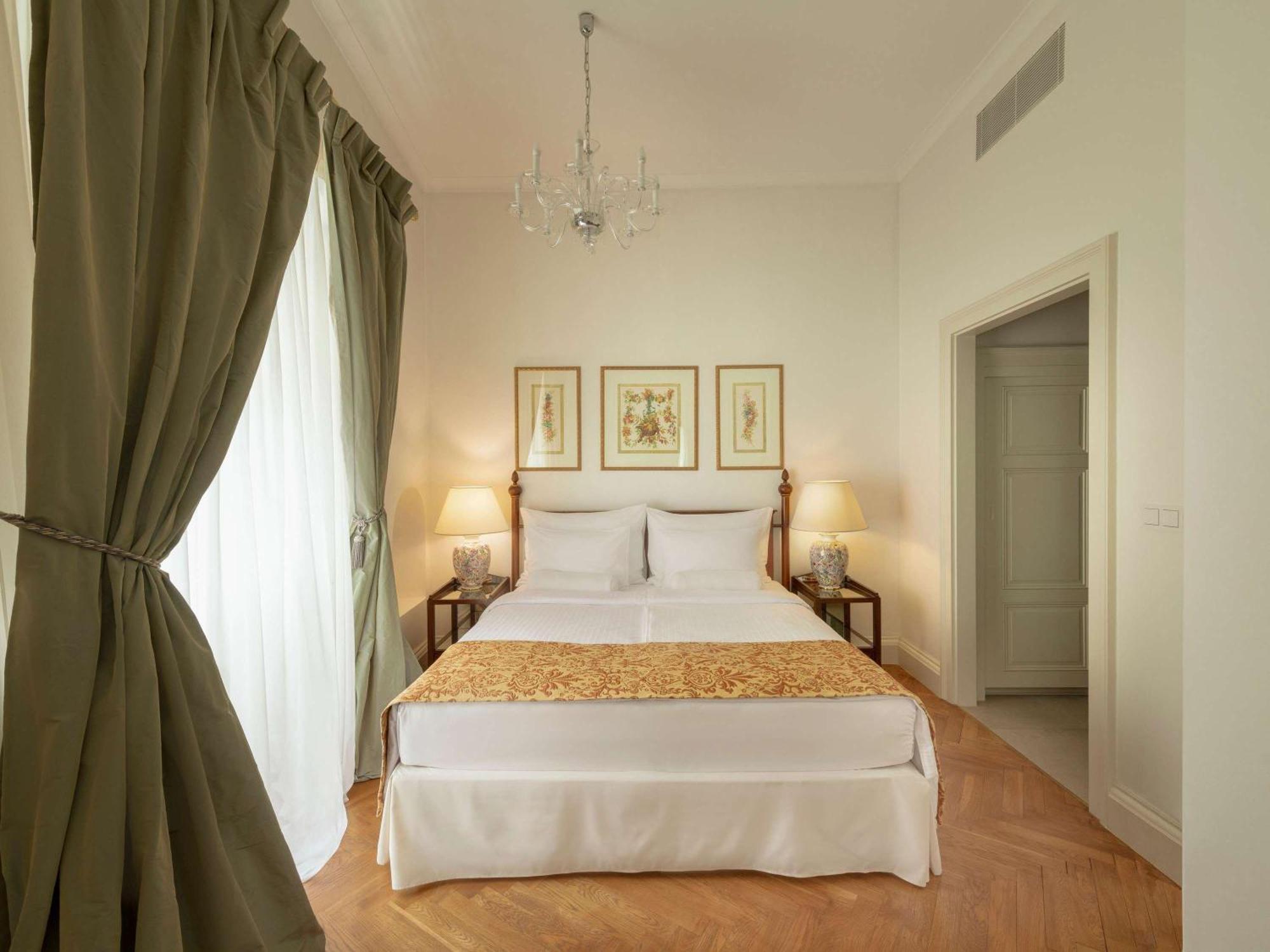 The Mozart Hotel 5*