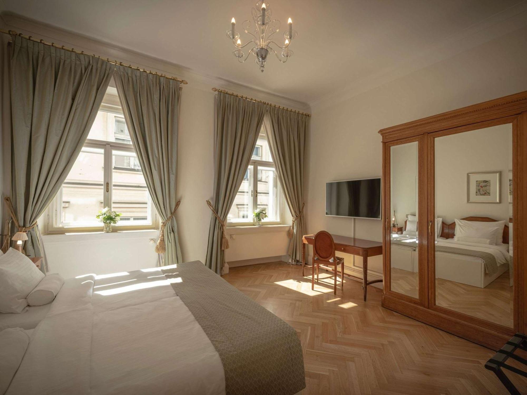 The Mozart Hotel 5*