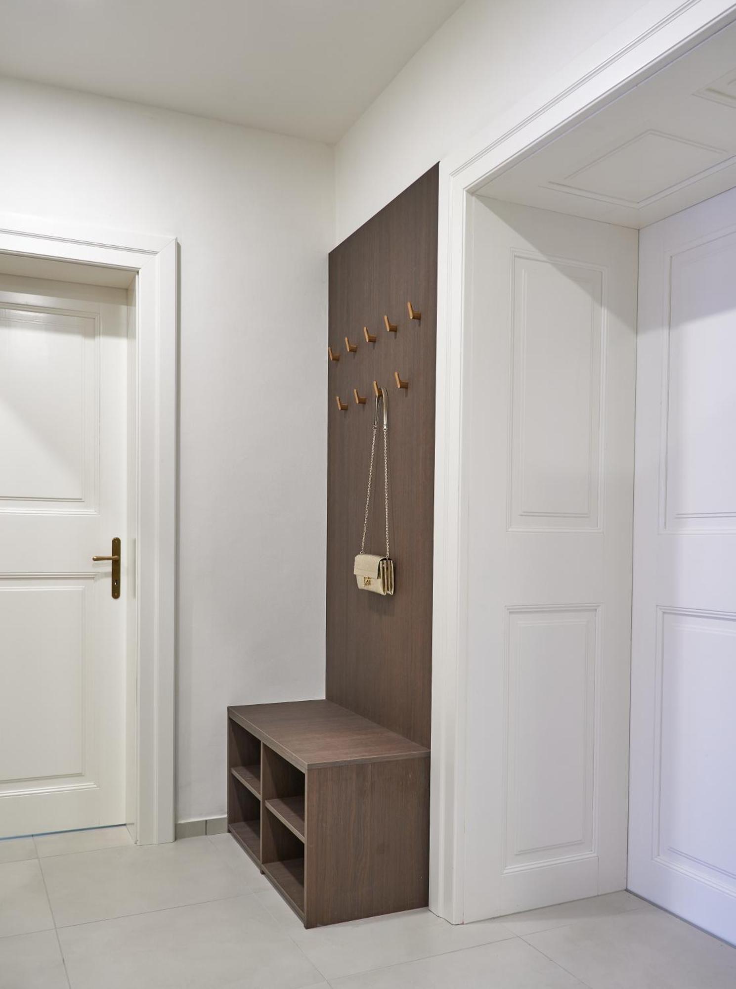Aparthotel Three Golden Crowns Apartments 3*