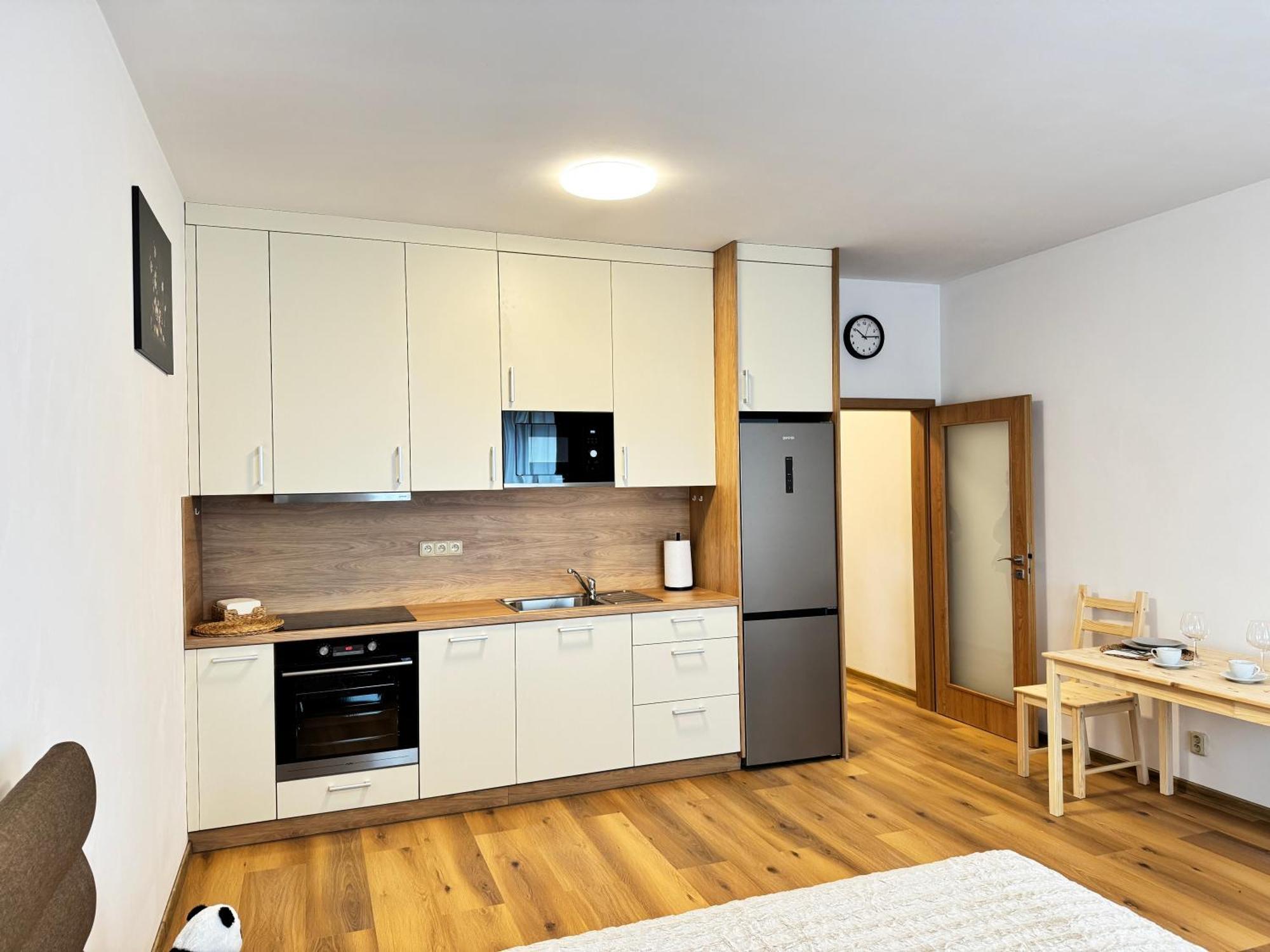 Riverside Apartment *