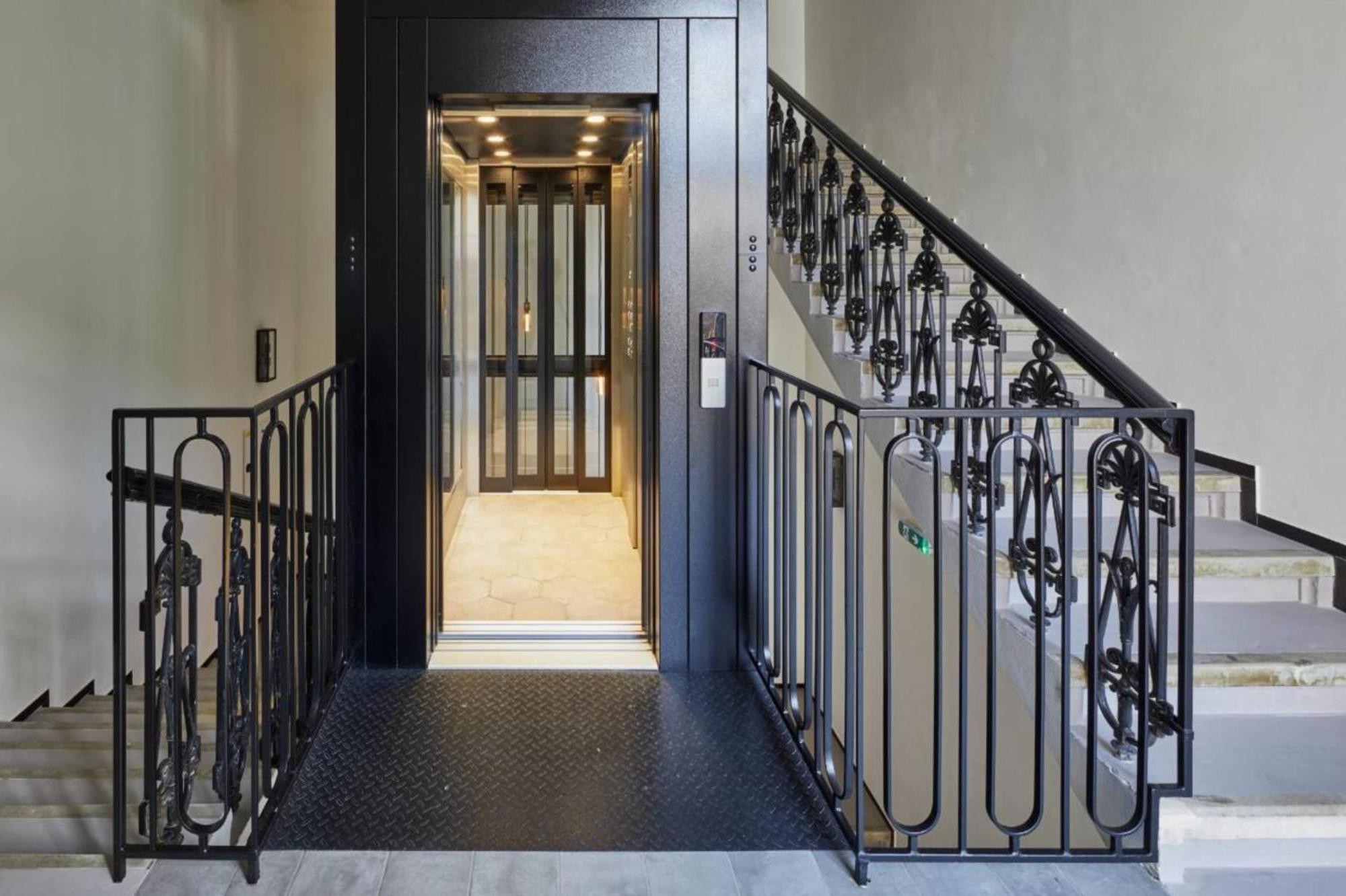 Modern & Elegant, 3 Min Of Wenceslas Square Apartment Prague