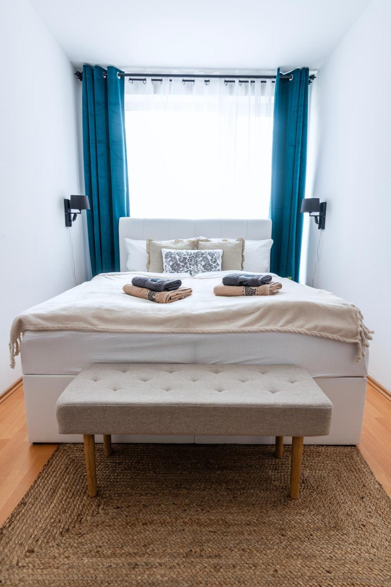Family Arena Apartment *
