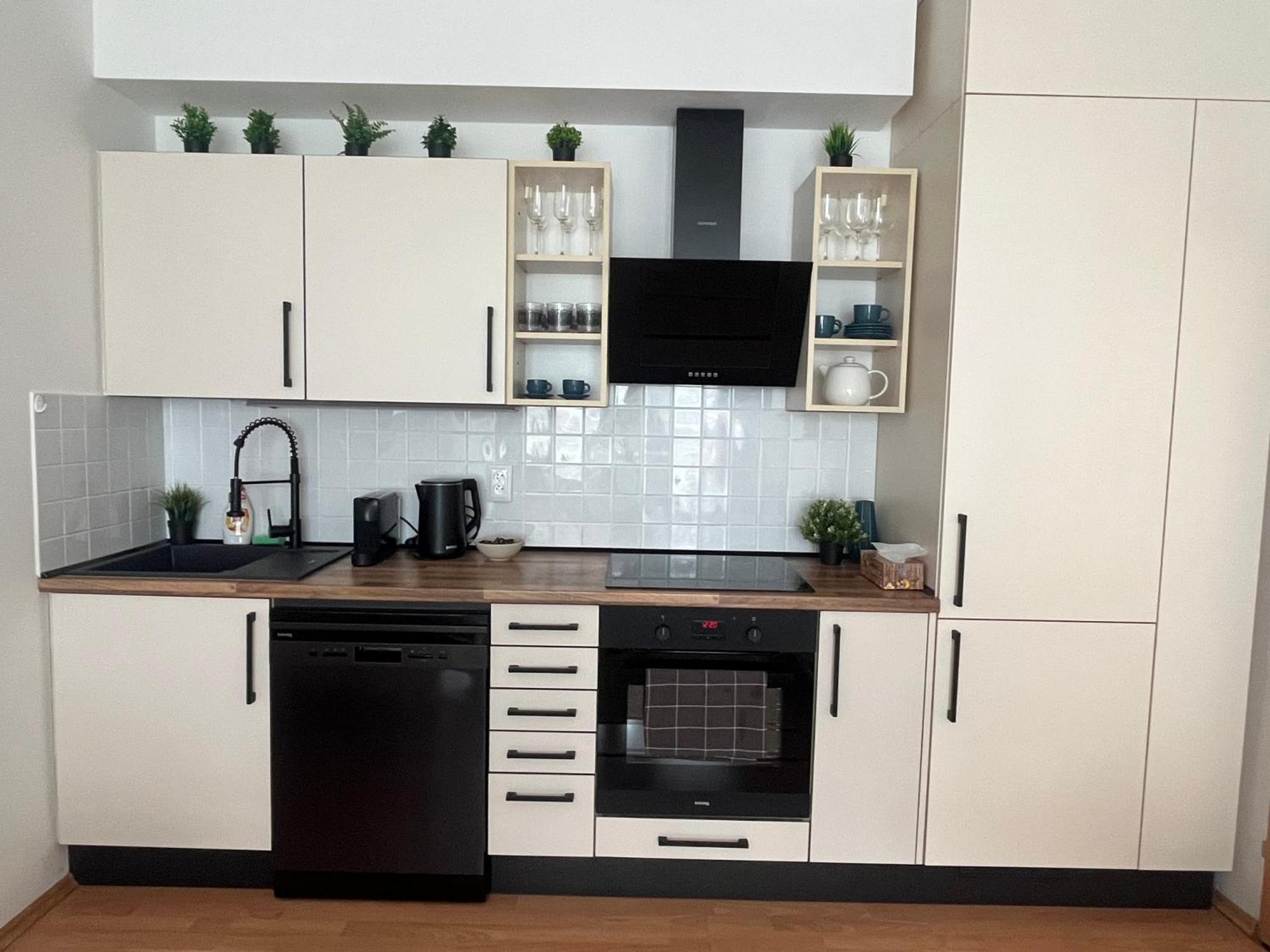 Family Arena Apartment Prague