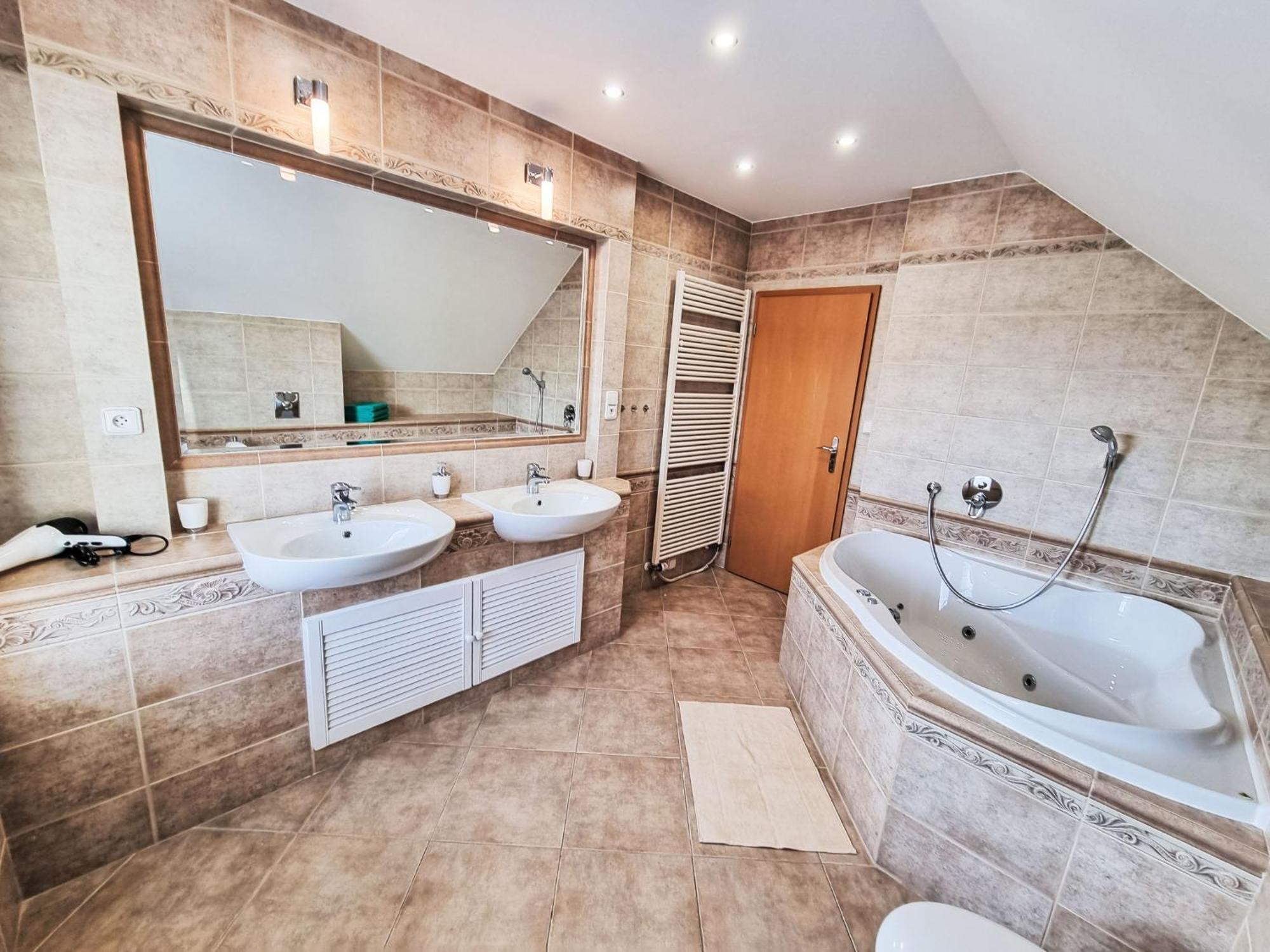 Libonovska By Interhome * Prague