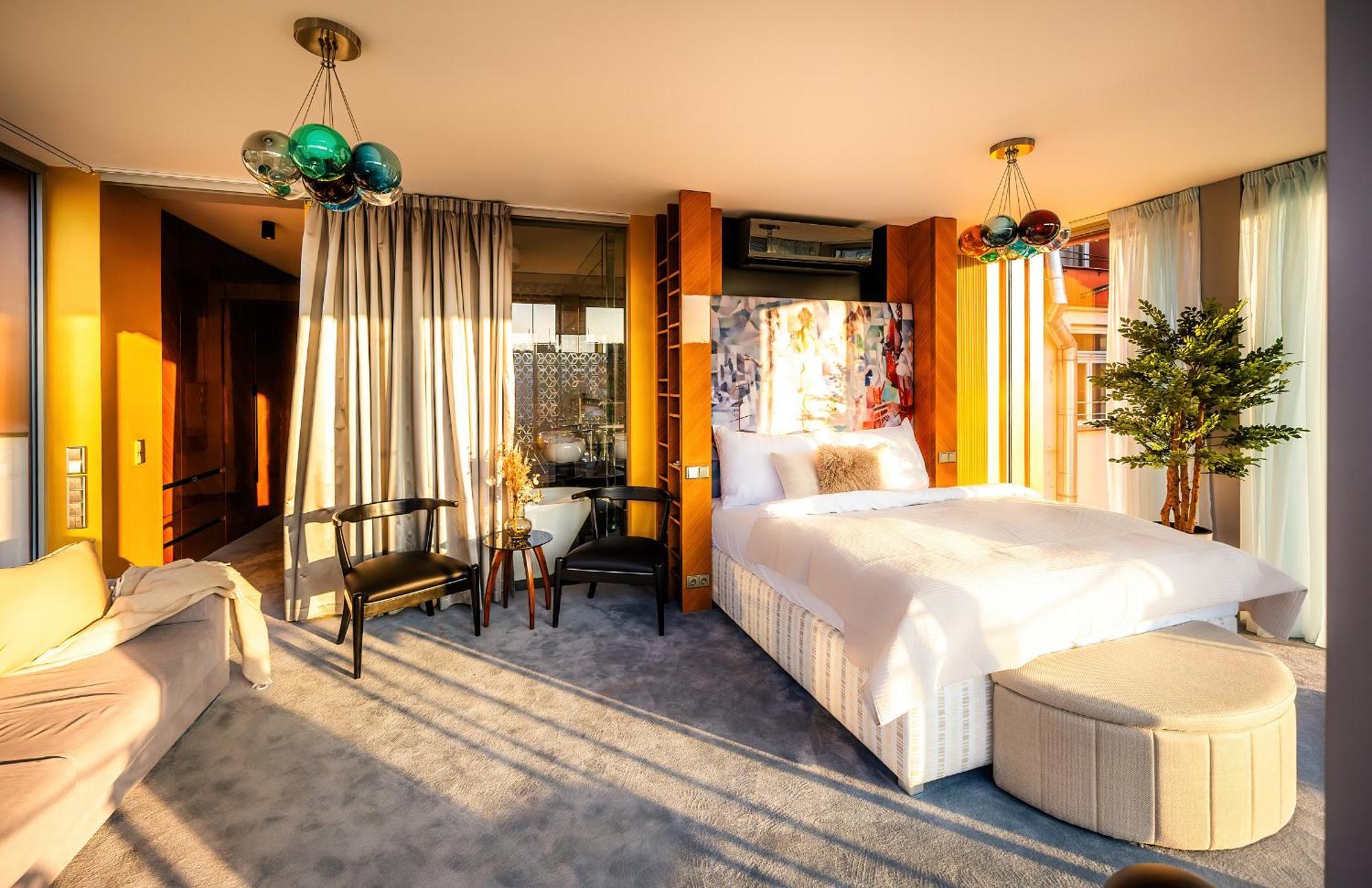 Billionaires Boutique & Premium Suites, Old Town * Prague