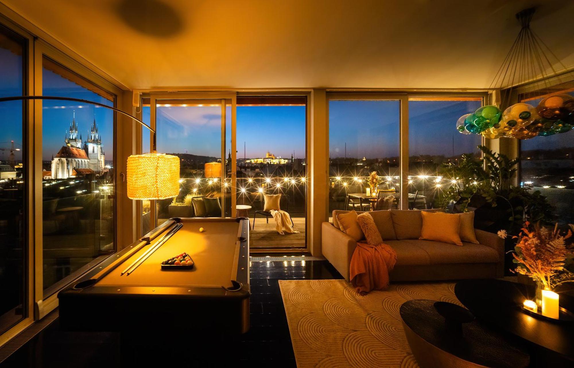 Billionaires Boutique & Premium Suites, Old Town *
