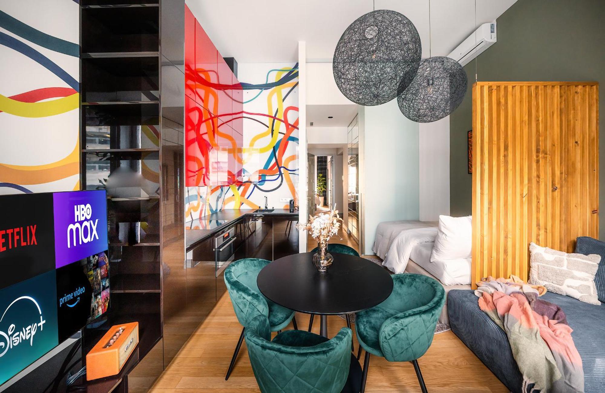 Billionaires Boutique & Premium Suites, Old Town Apartment