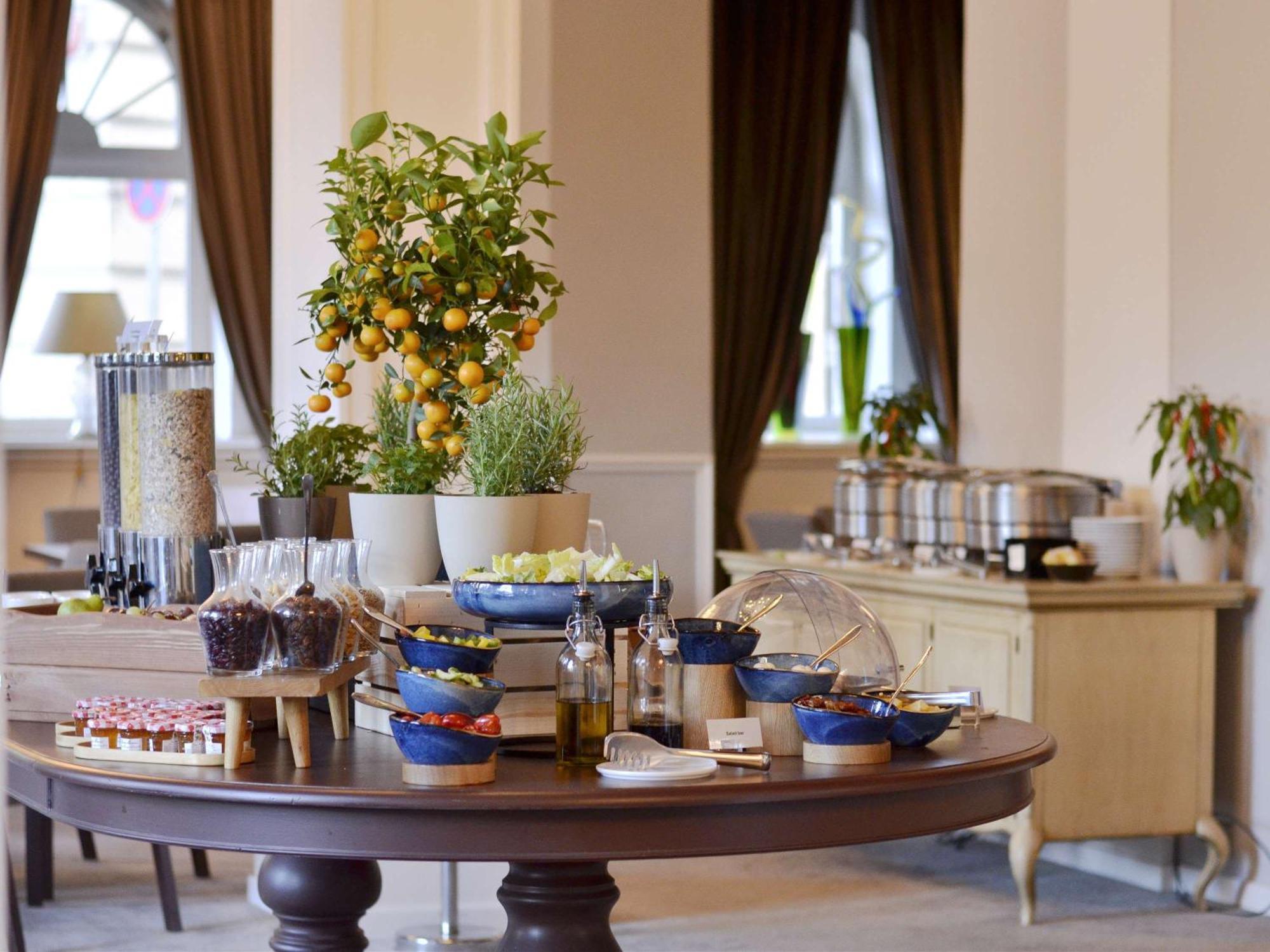 The Mozart Hotel 5*