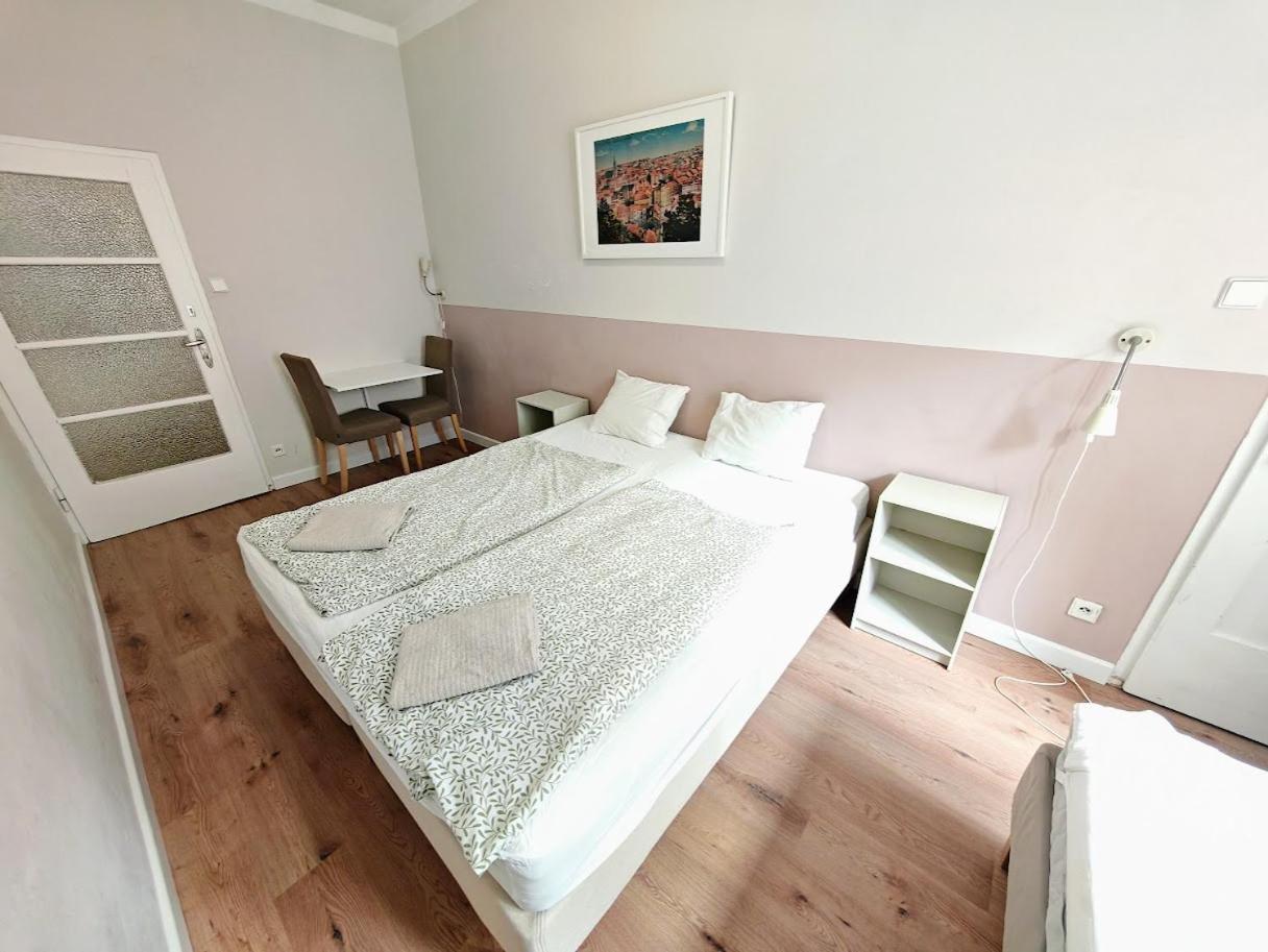 In Zizkov -201- Apartamento *