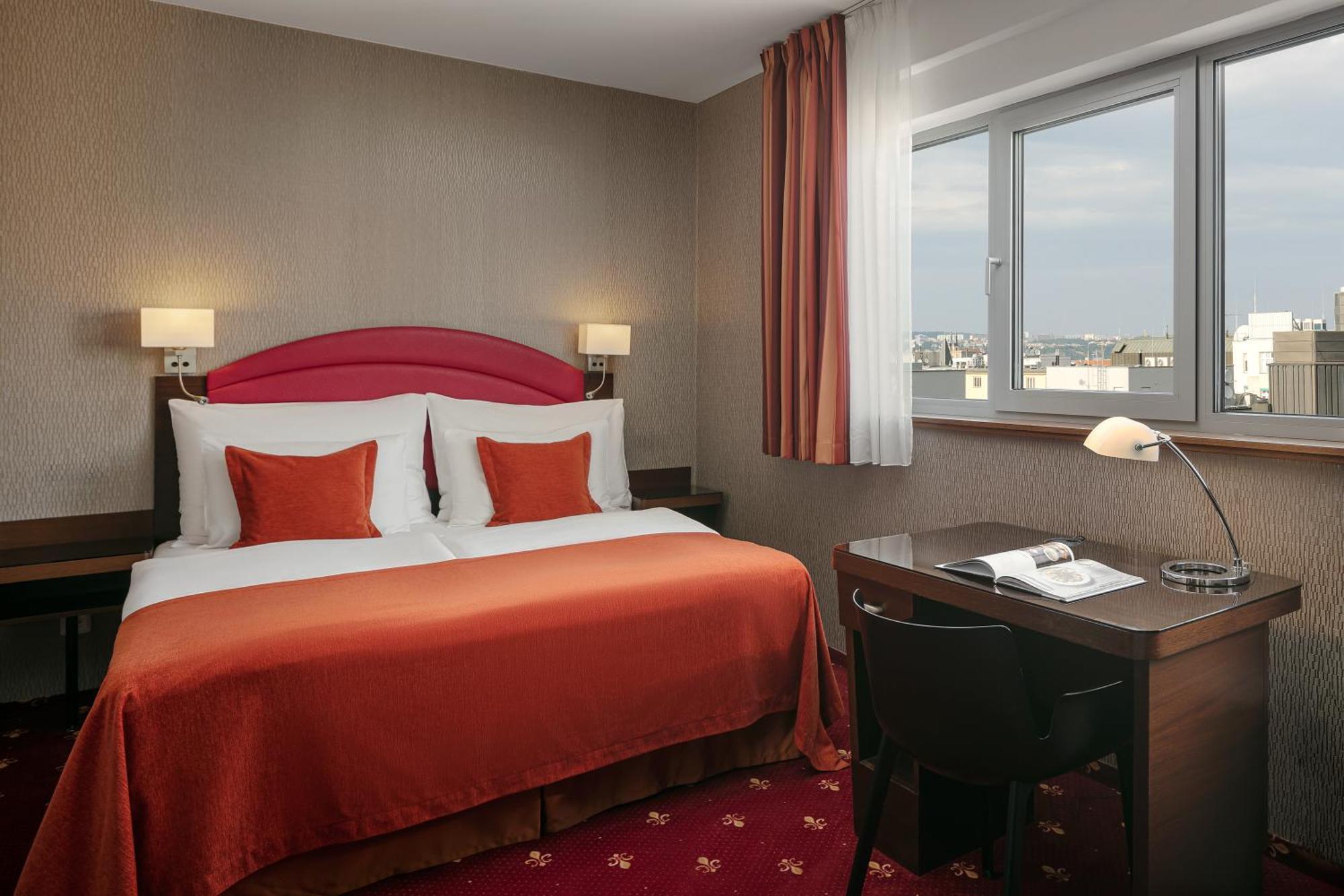 Astoria 4* Prague
