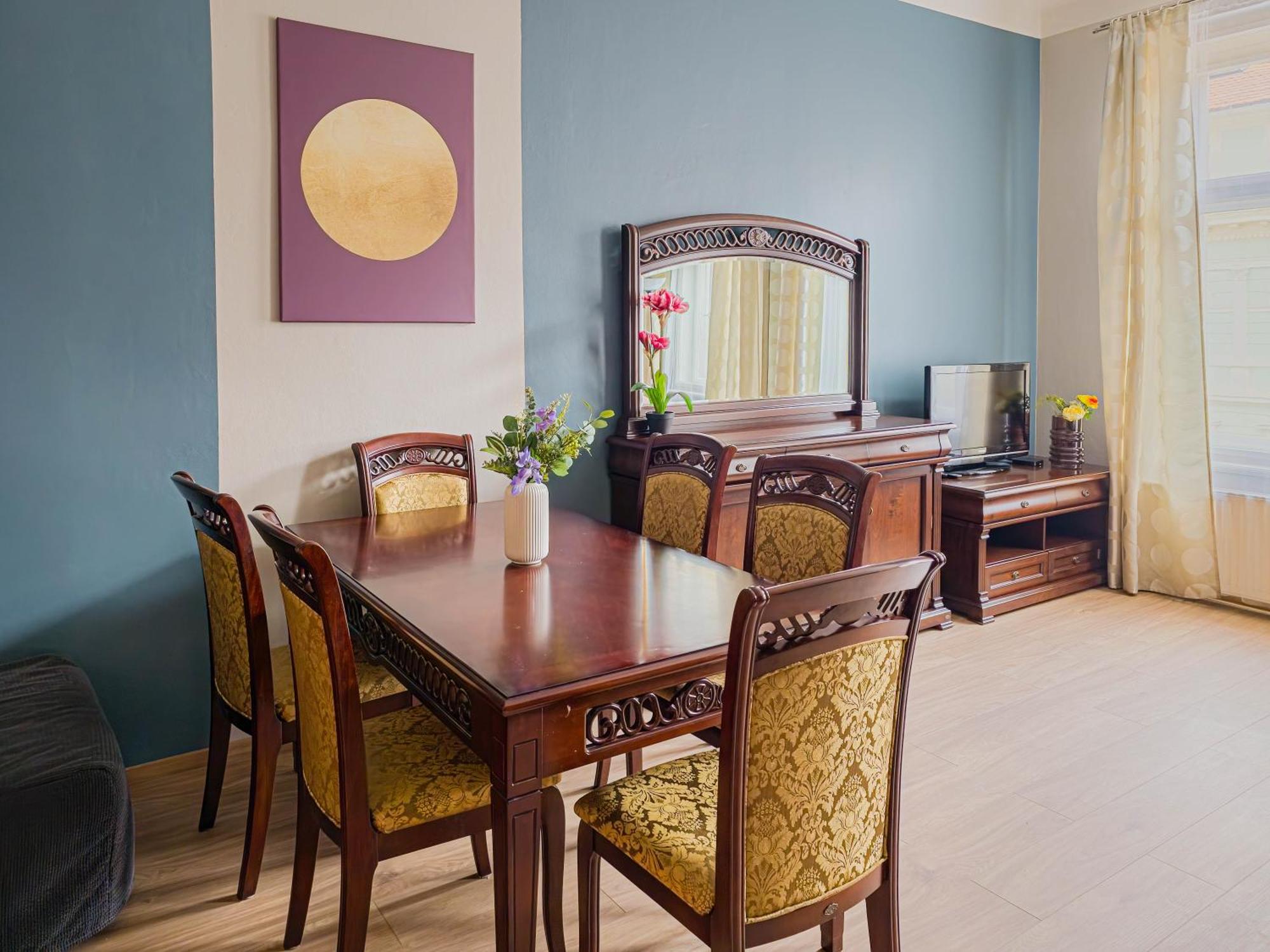 Modern Cozy By Ruterra Daire Prag