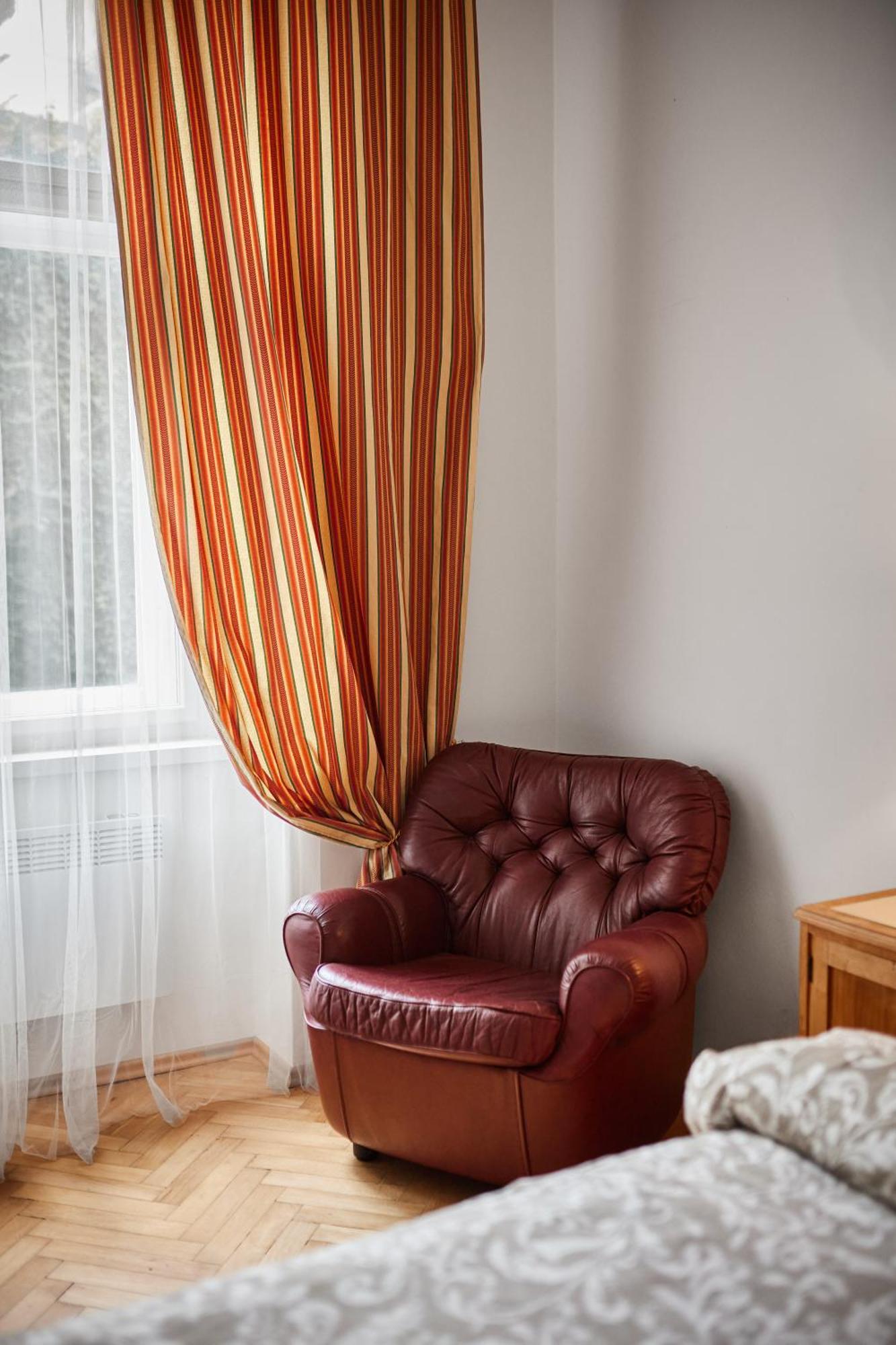 Homestay Old Town & Parking Assistance *