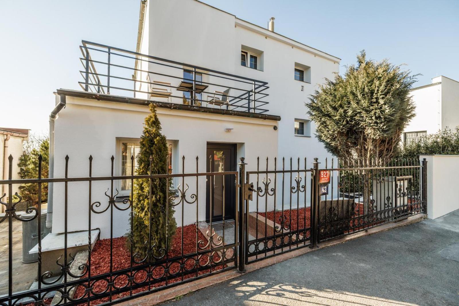 Appartement Airport Luxury &