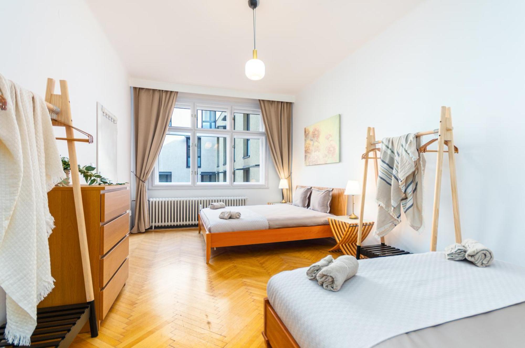 Apartment Charles Bridge Historic Centre Elegant Spacious Prague