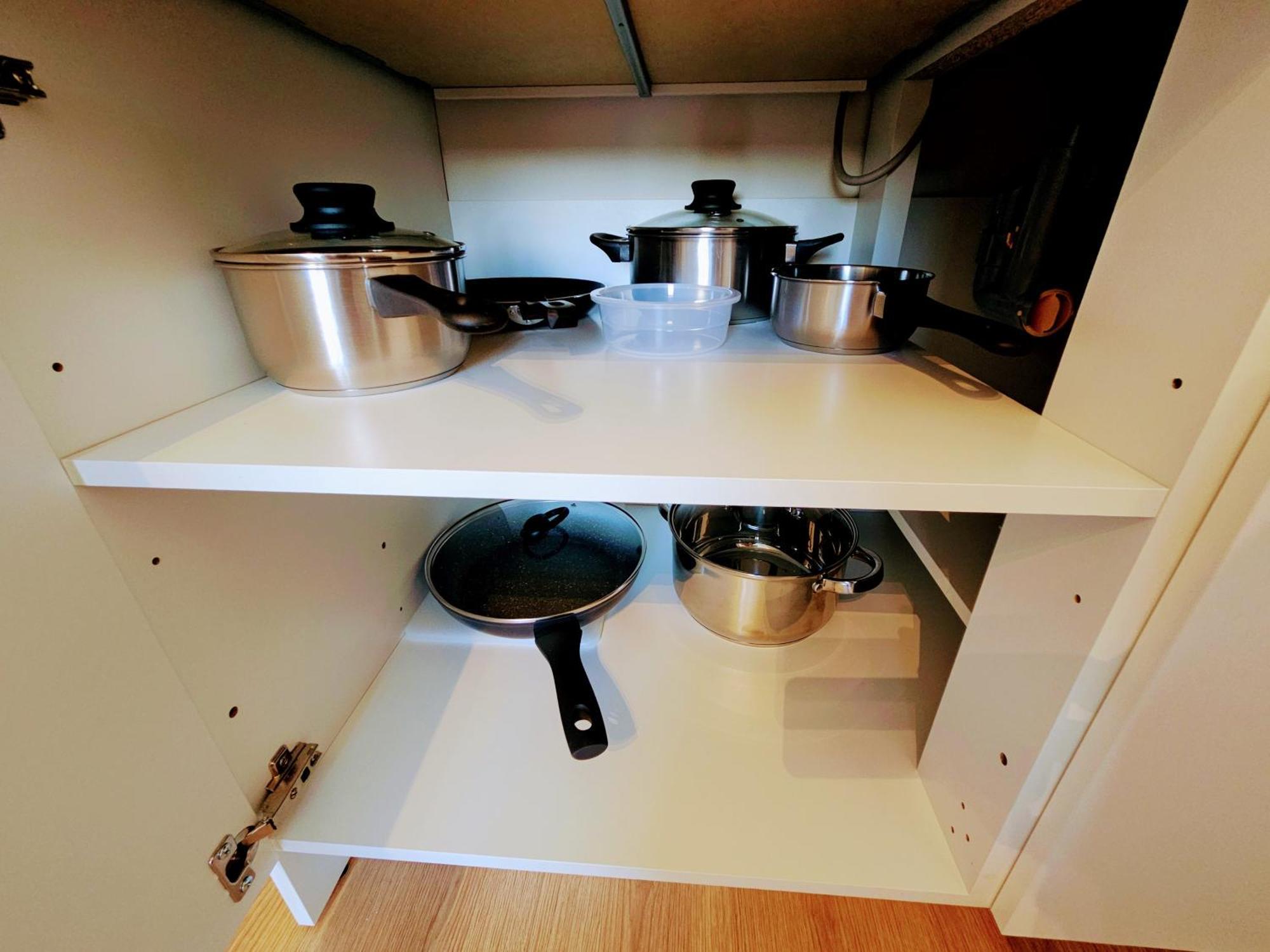 Live-inn Hotel-style 5 Apartments, 20 Mins To Centre, Gym, Reception, Free Parking, Lift, Roof Terrace & Game Apartment Prague