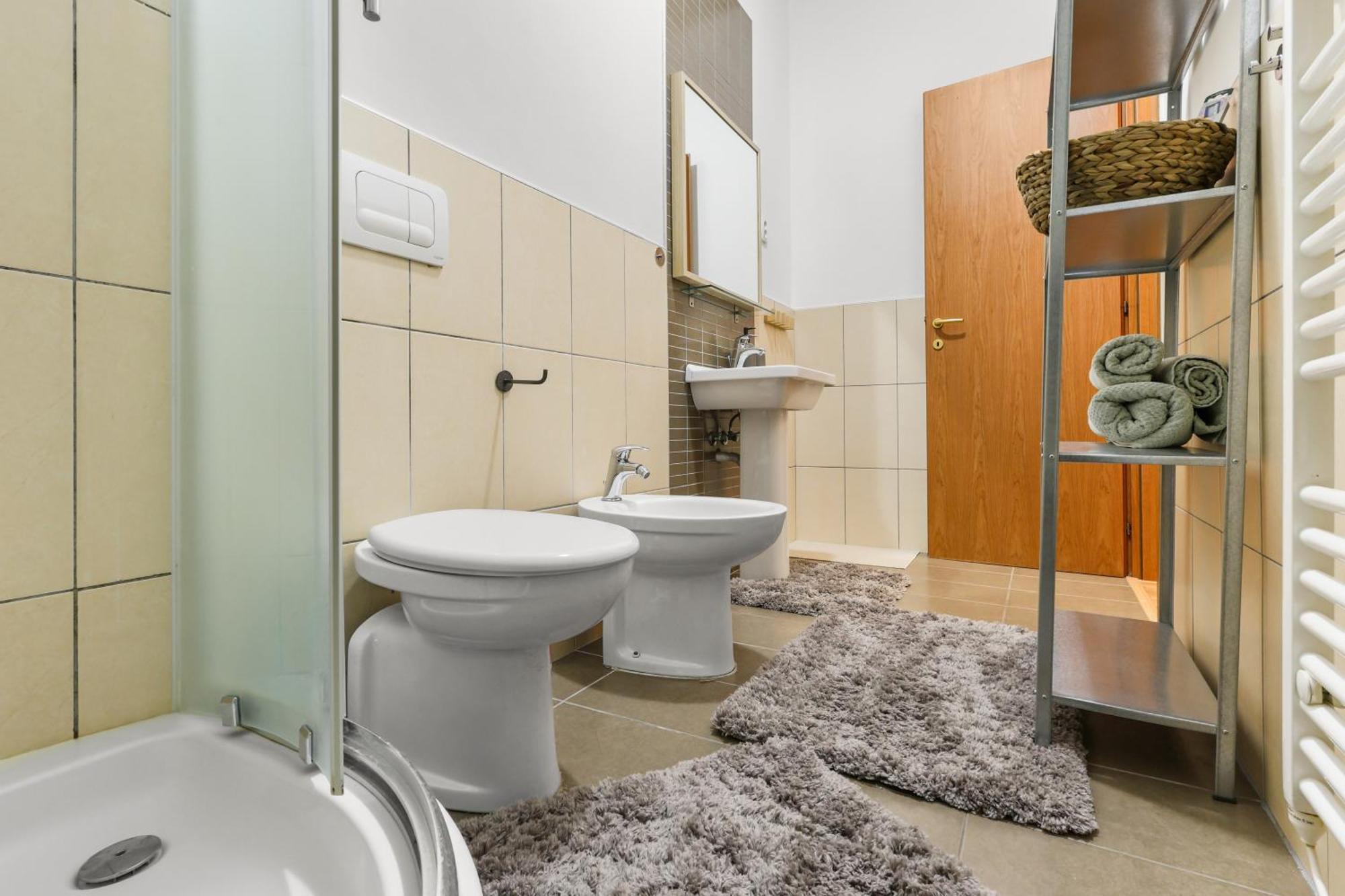 Apartment Cozy Near Center - Zizkov