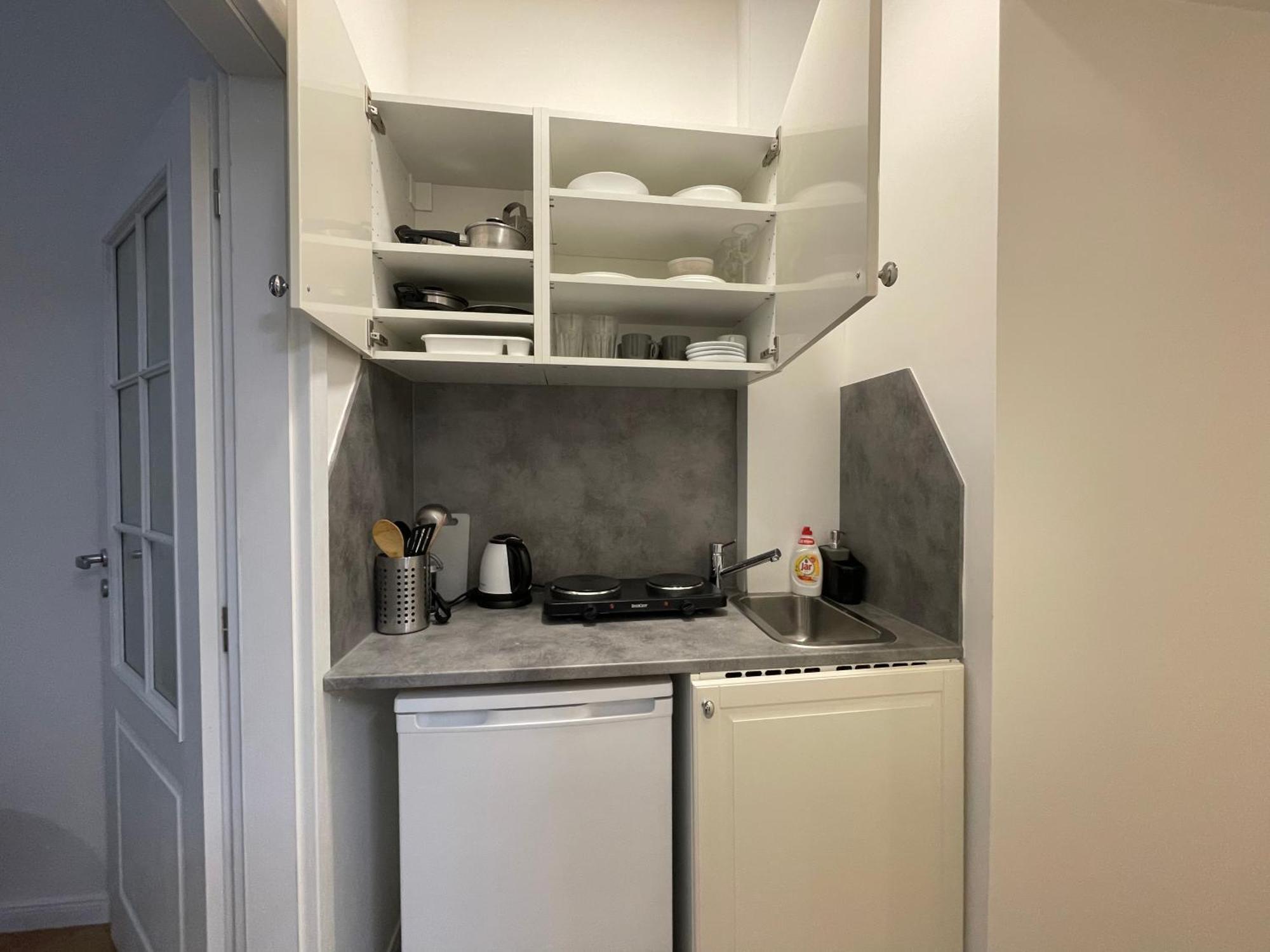 Apartamento Cosy - Stepanska 1 *